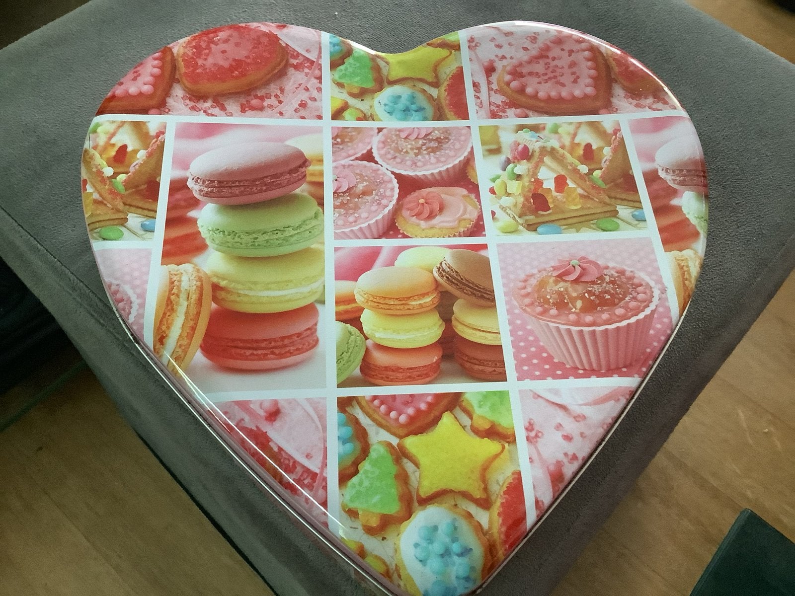 Hartvormig Koekblik met Desserts Print, Verzamelen, Ophalen of Verzenden, Gebruikt