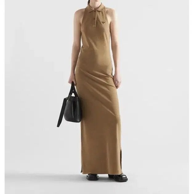 Prada jurk maat 38/40, Kleding | Dames, Jurken, Gedragen, Maat 38/40 (M), Bruin, Onder de knie, Ophalen of Verzenden