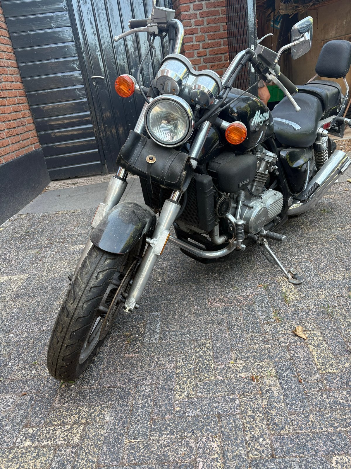 Honda Magna V45 - Opknapper, 7 jaar stilgestaan, Motoren, 750 cc, 4 cilinders, Chopper, Gebruikt