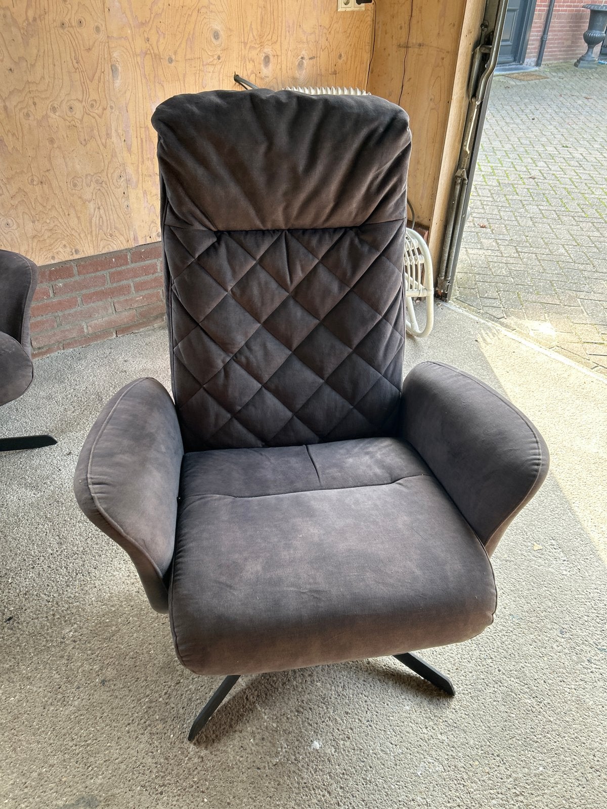 Foto 2 van Comfortabele draaibare relaxfauteuil - Donkergrijs