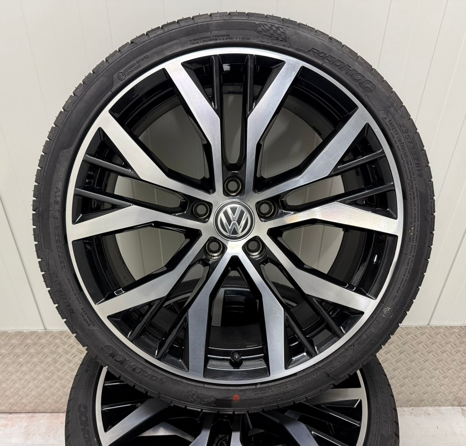 Originele Volkswagen Golf Santiago Velgen 19 Inch VW GTI, Auto-onderdelen, Gebruikt, -, -, Banden en Velgen