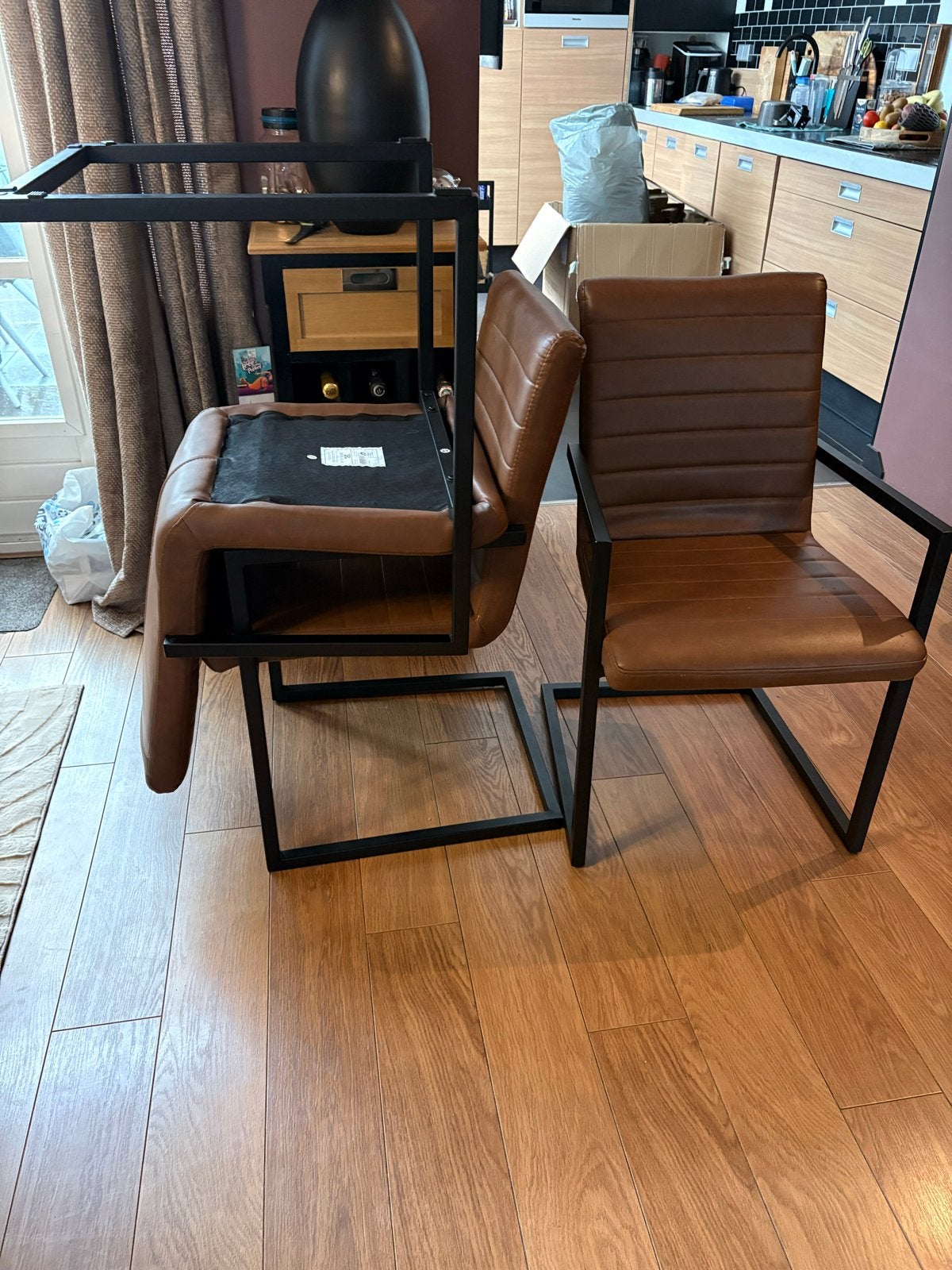 Set van 6 bruine nepleer eetkamerstoelen met armleuningen, Huis en Inrichting, Ophalen, Gebruikt, Bruin, Leer