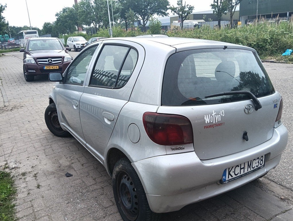 Toyota Yaris D-4D, Auto's, Particulier, Yaris, Zilver of Grijs, Te koop