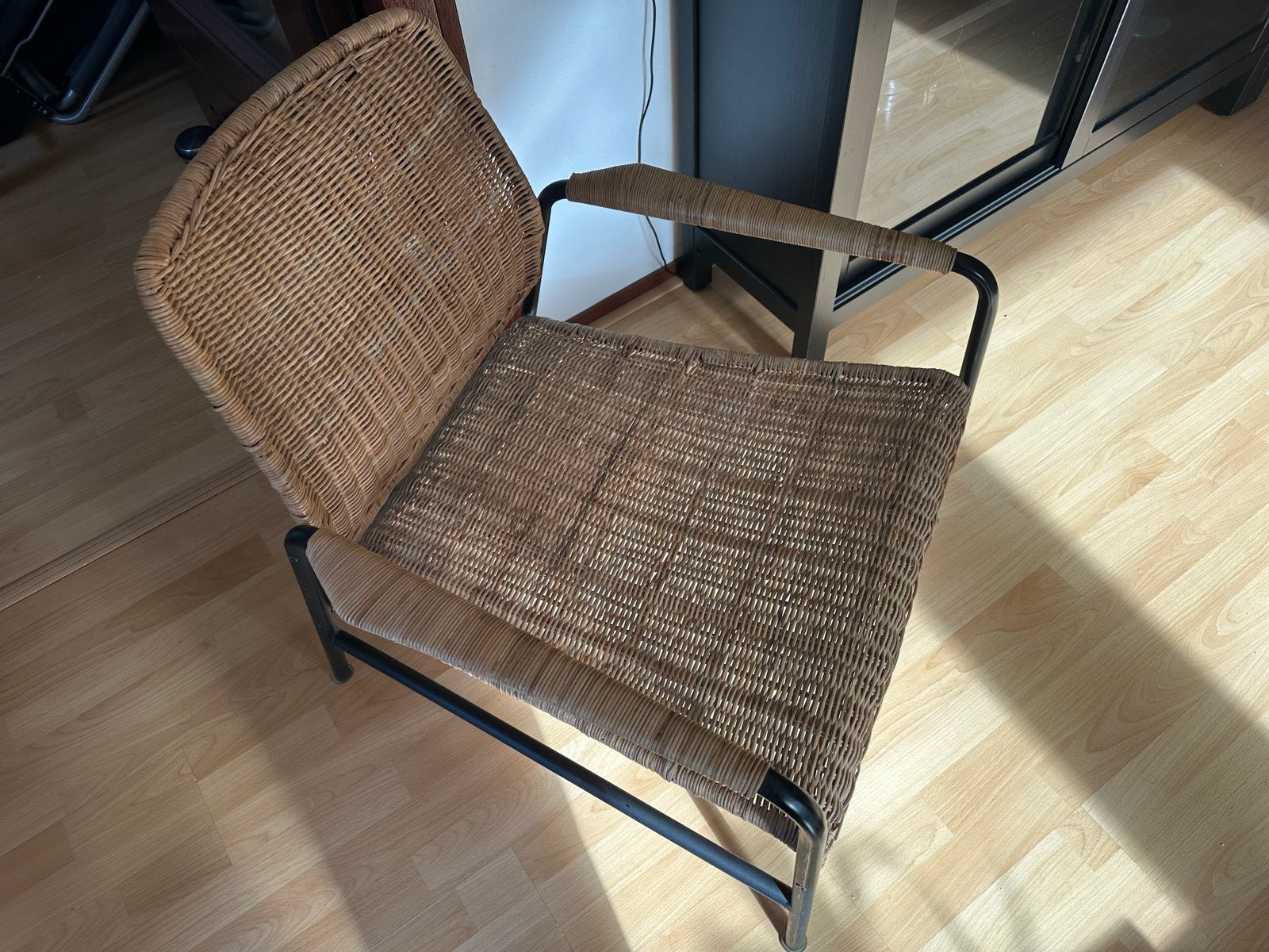Ikea rotan stoel met metalen frame, Ophalen, Gebruikt, Bruin, Metaal