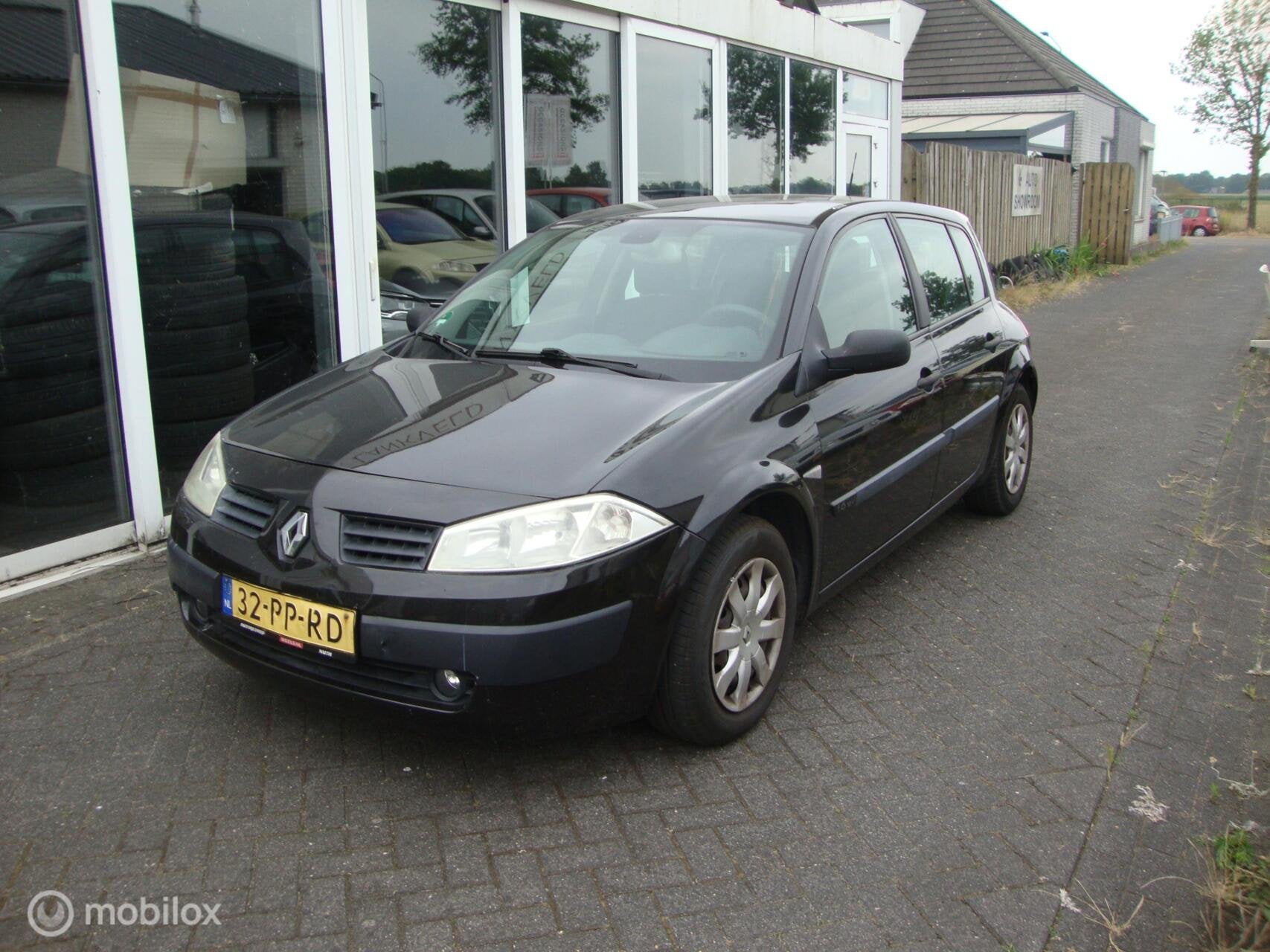 Renault Megane 1.6-16V Expression Luxe nieuwe apk, Voorwielaandrijving, 15 km/l, 4 cilinders, Metallic lak
