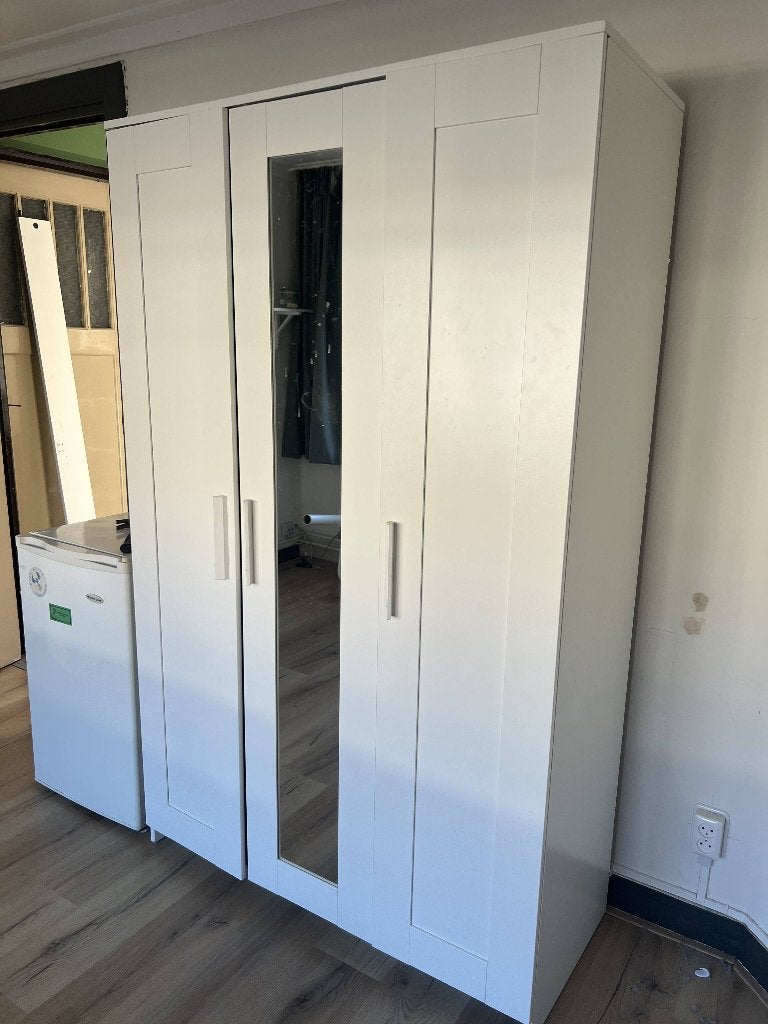 Ikea brimnes kast wit, Huis en Inrichting, Kasten | Kledingkasten, Ophalen, Met deur(en), Gebruikt, 100 tot 150 cm