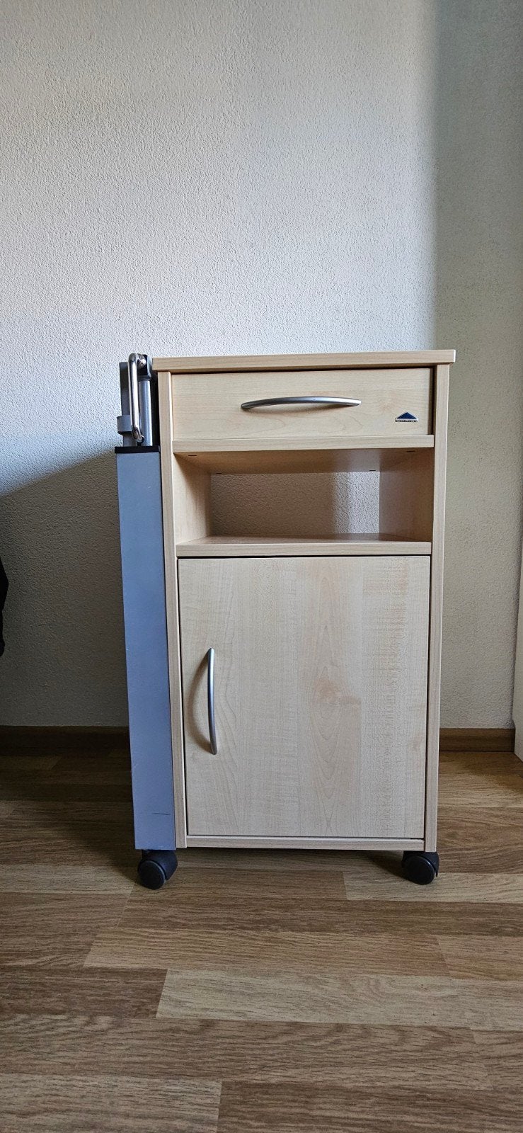 Nachtkastjes&serveertafel diverse soorten., Diversen, Ophalen of Verzenden