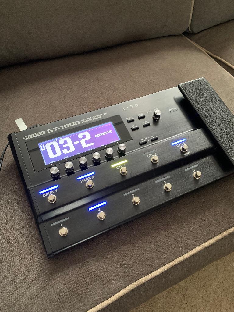 Boss GT 1000, Muziek en Instrumenten, Effecten, Ophalen, Zo goed als nieuw, Delay of Echo