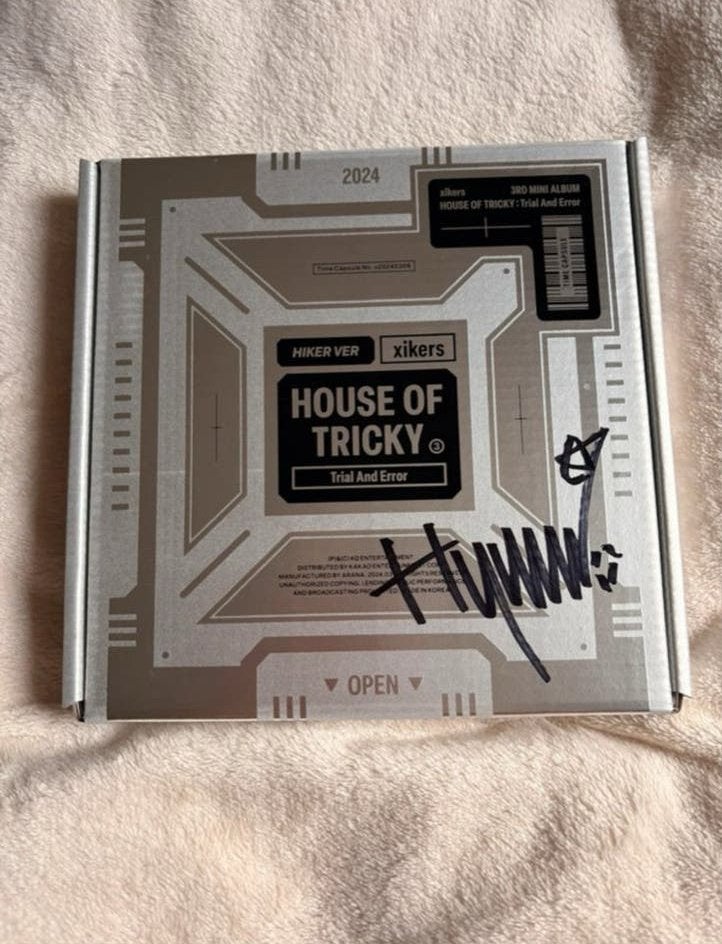 Hyunwoo signed album xikers - HOUSE OF TRICKY, K-pop, Ophalen of Verzenden, Zo goed als nieuw, Gesigneerd
