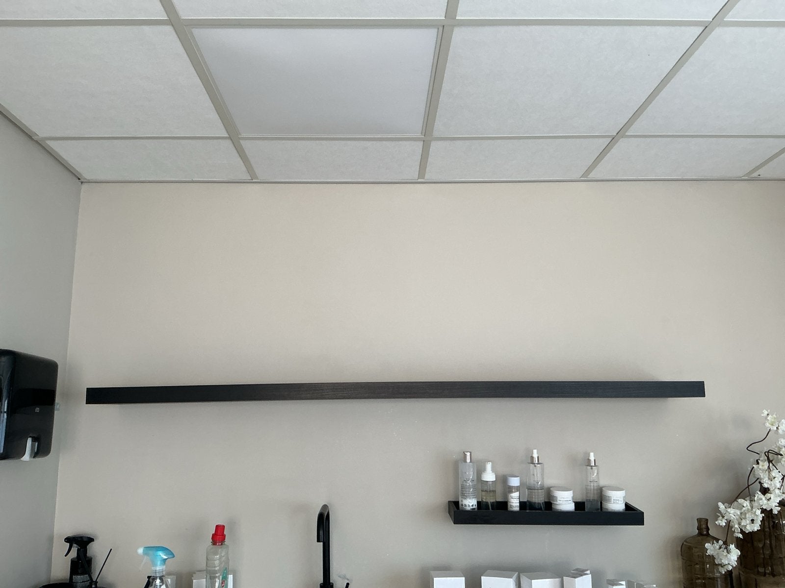 Zwarte zwevende plank voor wandmontage, Ophalen, Gebruikt