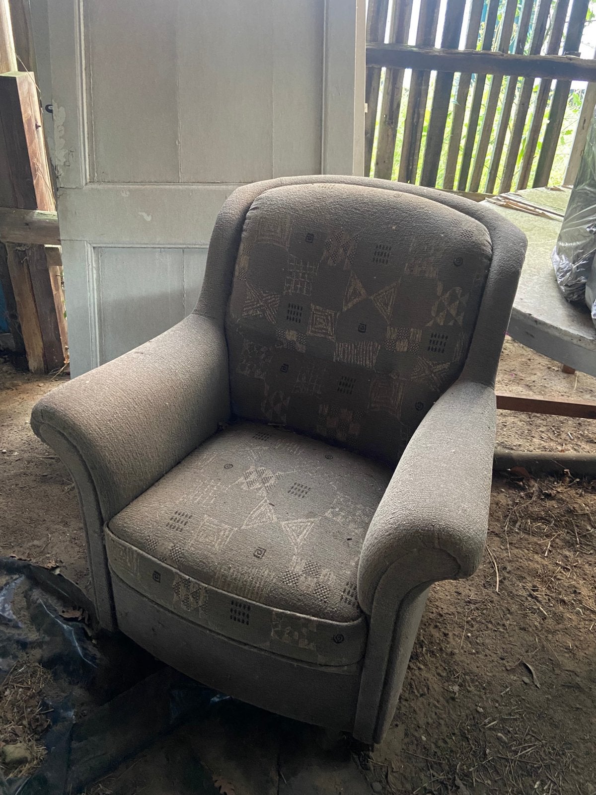 Twee stoelen gratis op te halen, Ophalen, Gebruikt, 75 tot 100 cm, 50 tot 75 cm