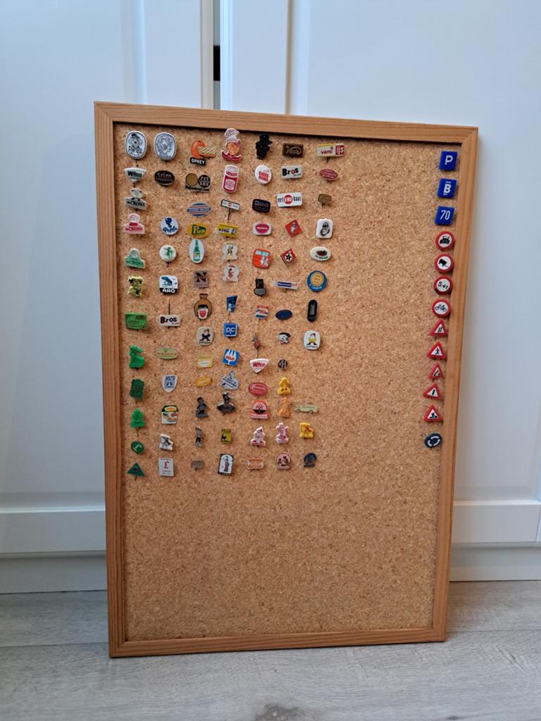 Verzameling vintage speldjes/pins reclame merken zie beschr, Ophalen of Verzenden, Gebruikt, Overige onderwerpen, Speldje of Pin