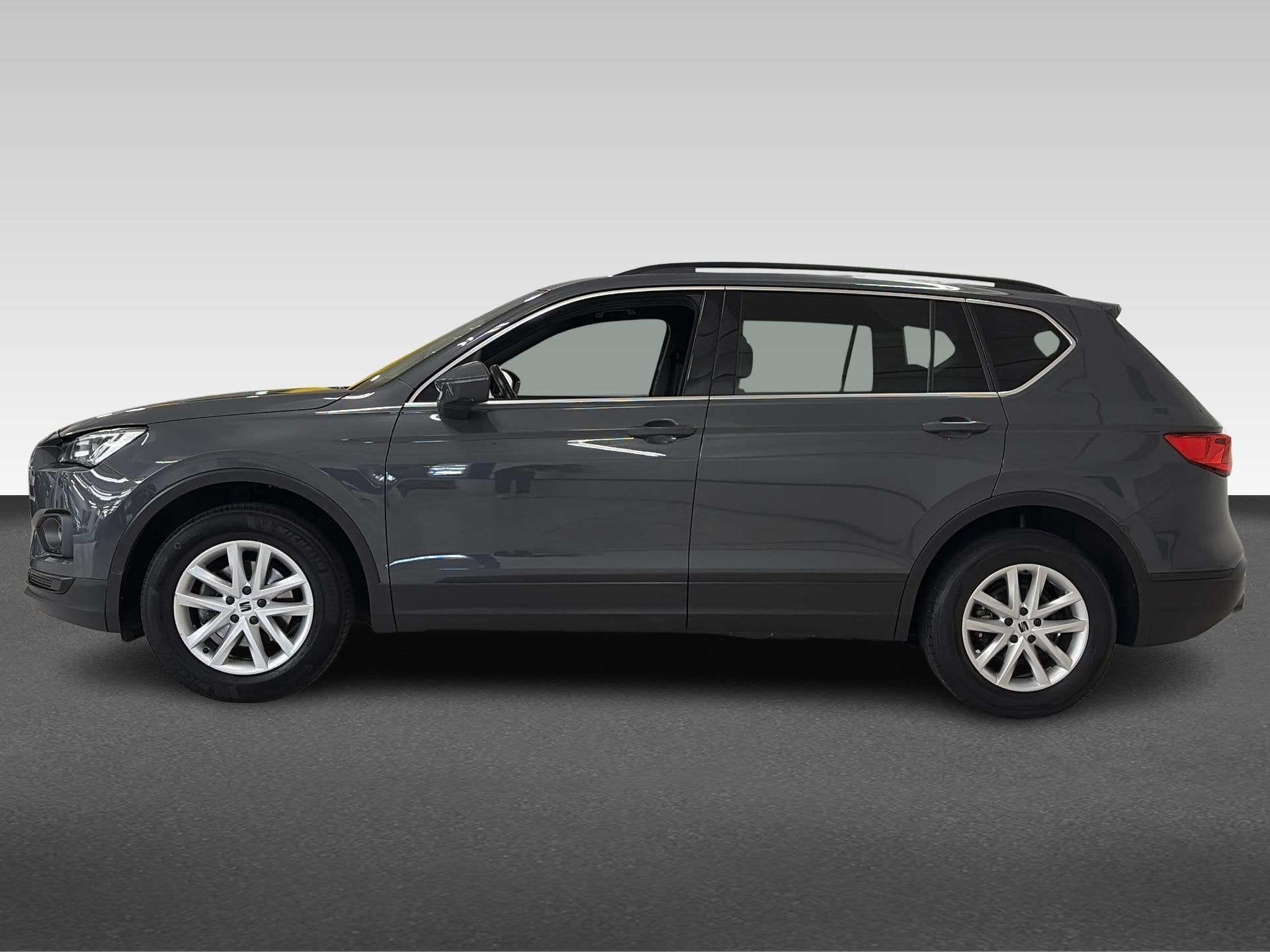SEAT Tarraco 1.5 TSI Style Business Intense, Automaat, 4 cilinders, Bedrijf, Zilver of Grijs
