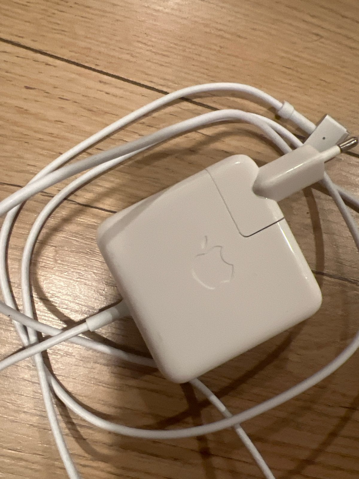Originele Apple 45W MagSafe 2 Oplader A1436, Computers en Software, Laptop-opladers, Ophalen of Verzenden, Gebruikt