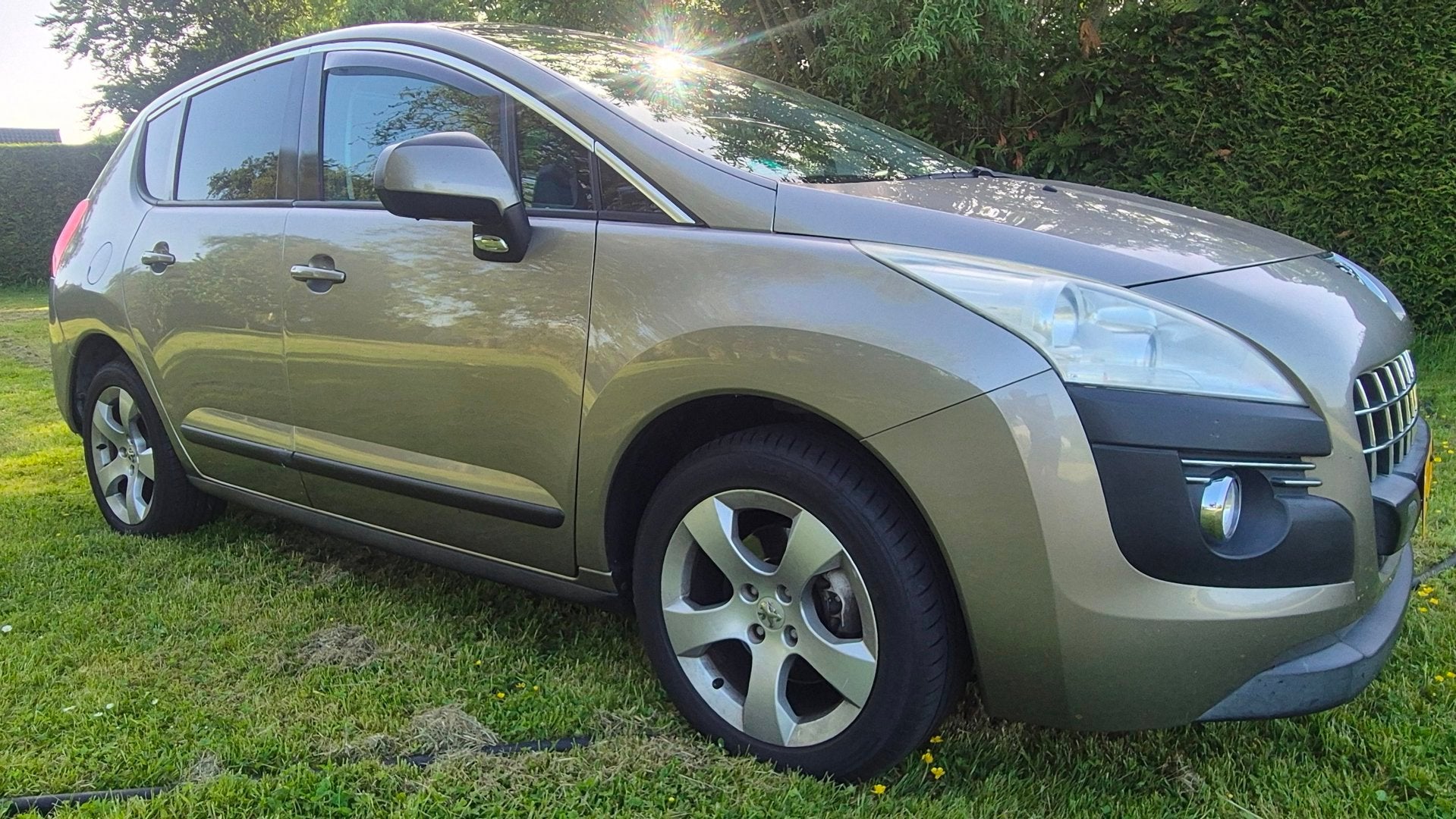 Peugeot 3008 1.6 Active NIEUWE DISTR. KETTING APK AIRCO, Voorwielaandrijving, Euro 5, 1434 kg, Handgeschakeld