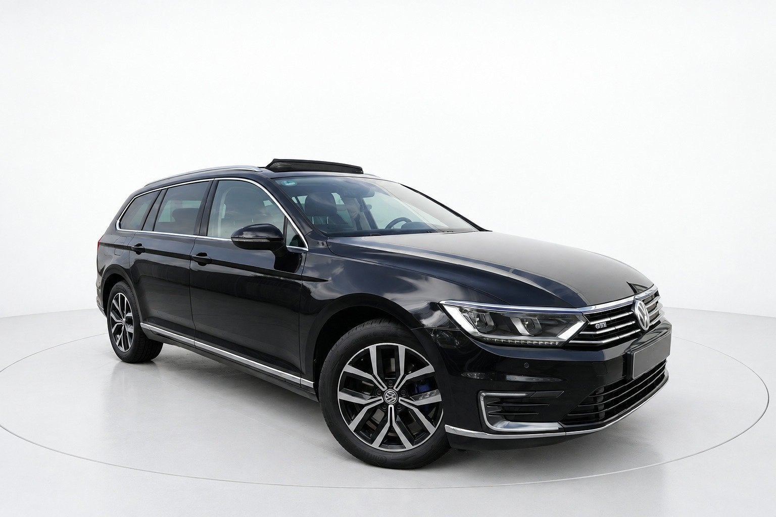 Volkswagen Passat Variant 1.4 TSI GTE PANO TREKH STOELVW, Auto's, Stof, Gebruikt, 4 cilinders, Hybride Elektrisch/Benzine
