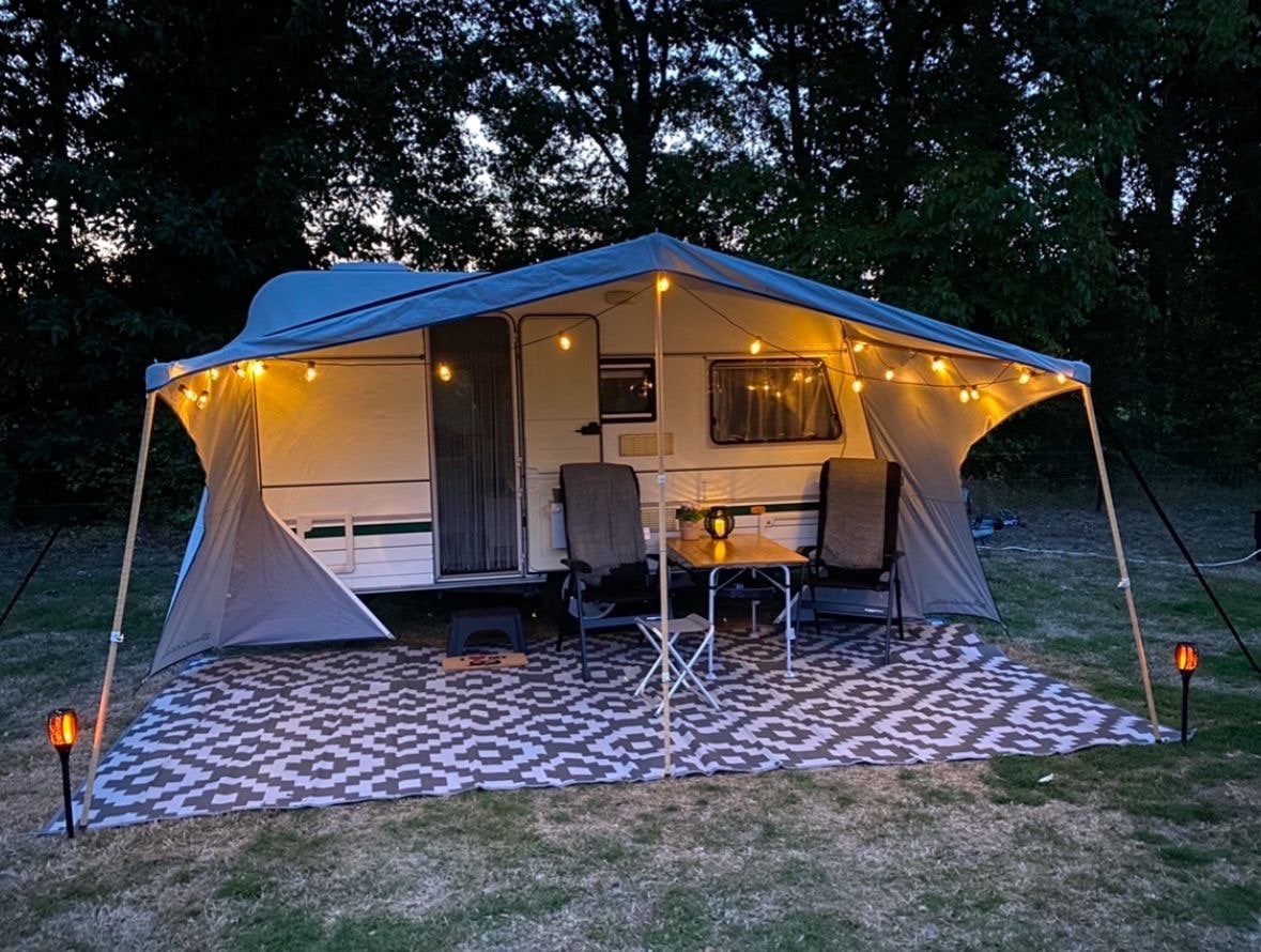 Chateau caravan 395C Ideaal voor gezinsvakanties, Luifel, 750 - 1000 kg, Particulier, 4 tot 5 meter