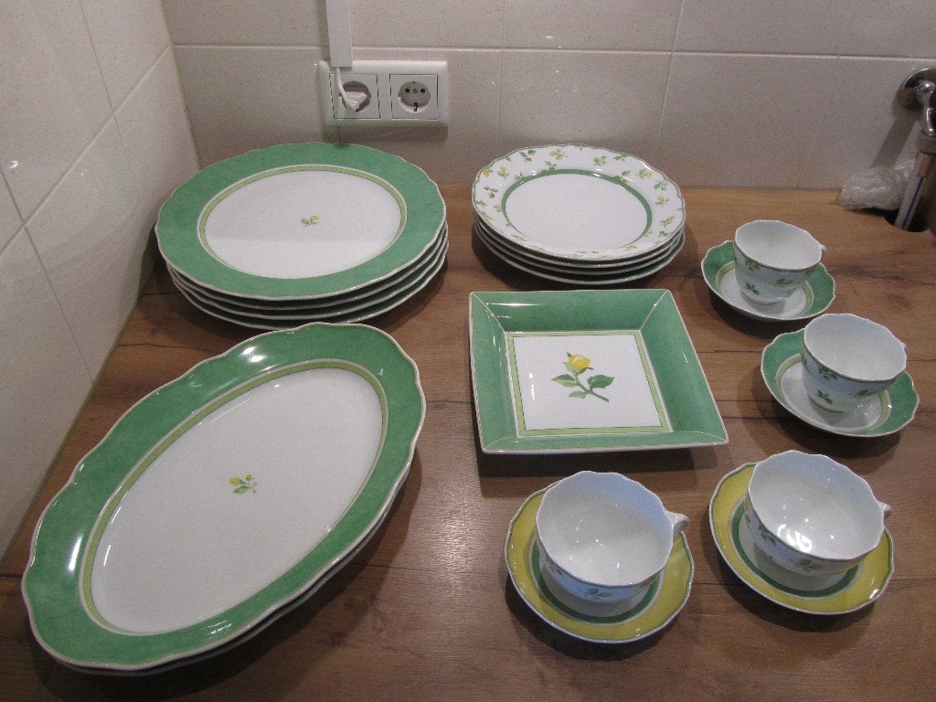 Hutschenreuther Medley Summerdream serviesdelen, Huis en Inrichting, Keuken | Servies, Overige typen, Ophalen of Verzenden, Zo goed als nieuw