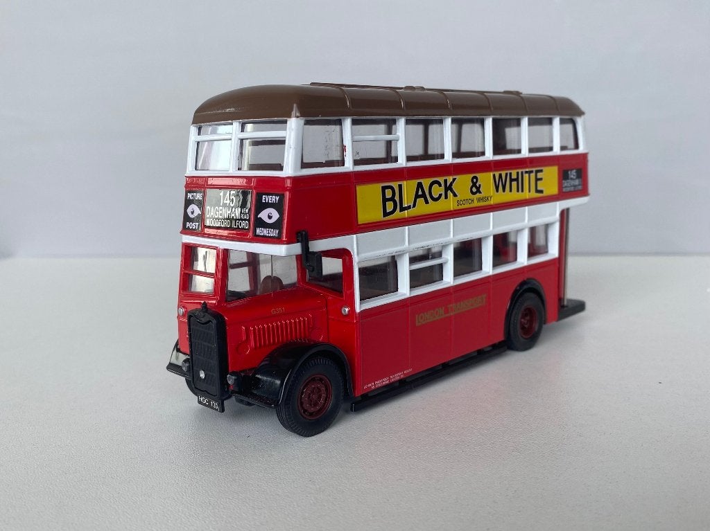 Corgi - Guy Arab Black & White London Transport, Ophalen of Verzenden, Nieuw, Bus of Vrachtwagen, Corgi