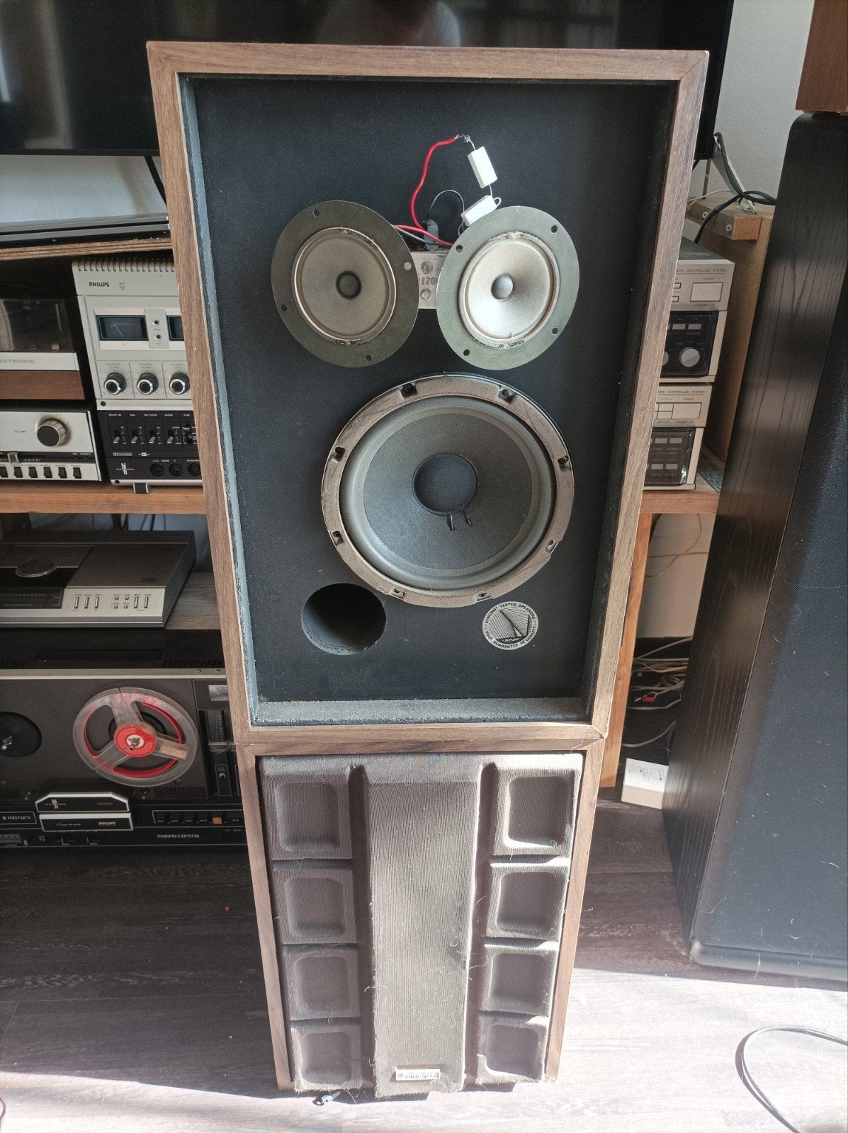 Diverse vintage boekenplank speakers Philips akai sonic-art, Ophalen of Verzenden, Minder dan 60 watt, Front, Rear of Stereo speakers