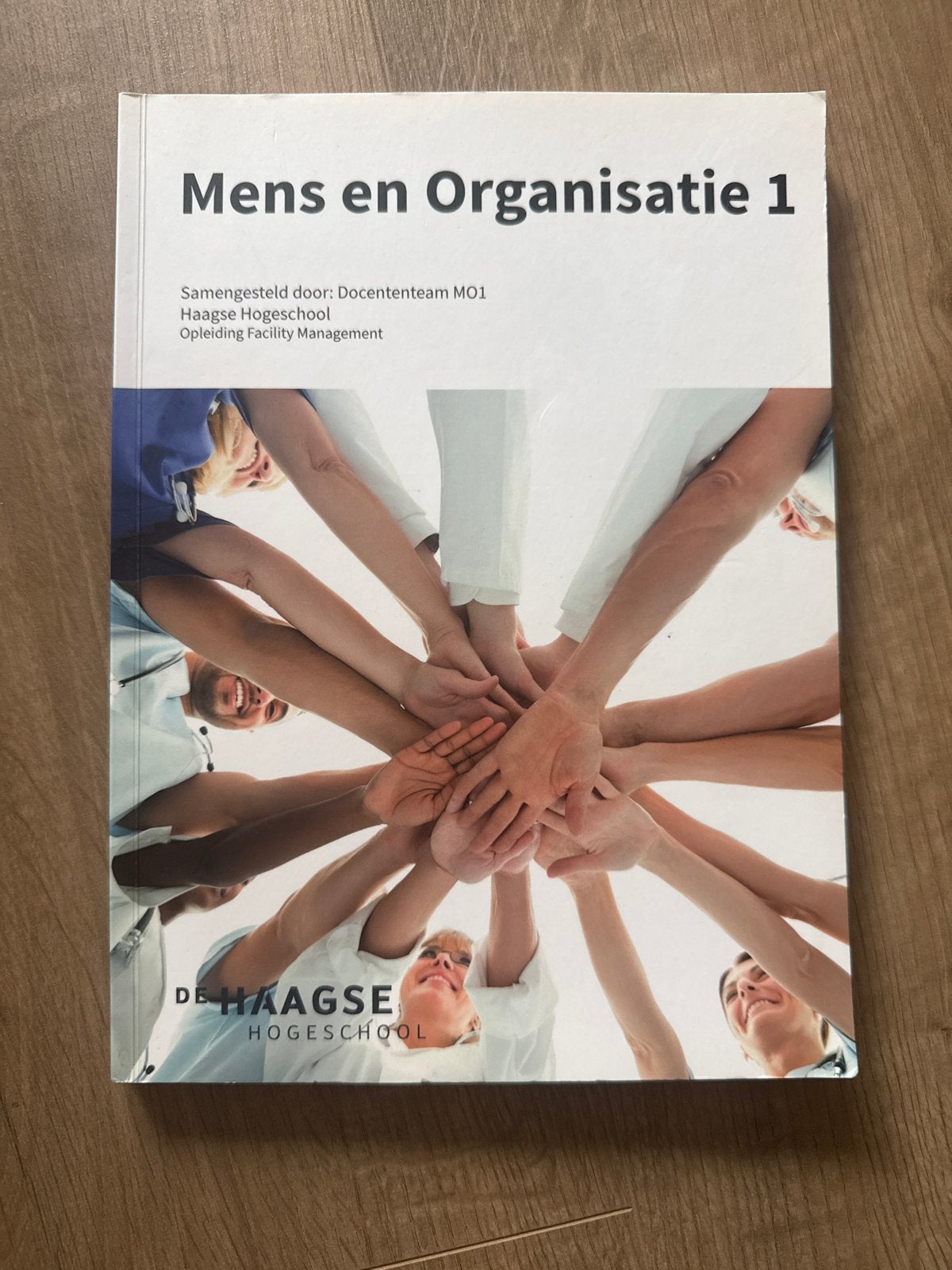 Mens en Organisatie 1 - Haagse Hogeschool, Ophalen of Verzenden, Gamma, Zo goed als nieuw, HBO