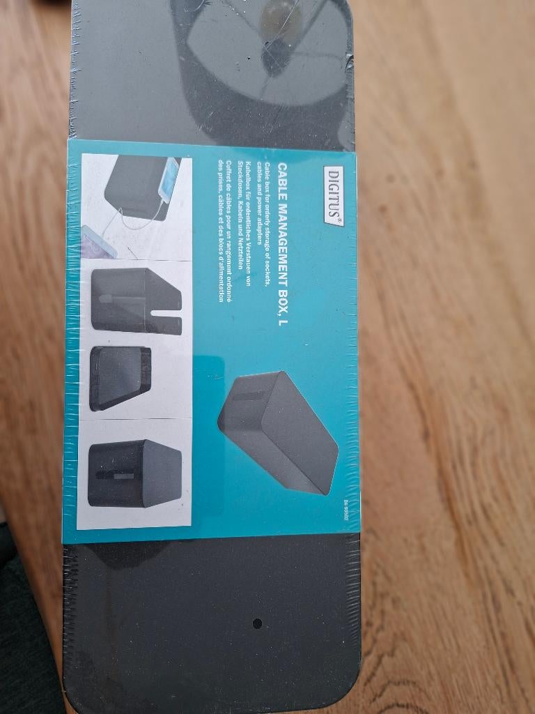 elektrische kabelbehuizing, Ophalen, Zo goed als nieuw