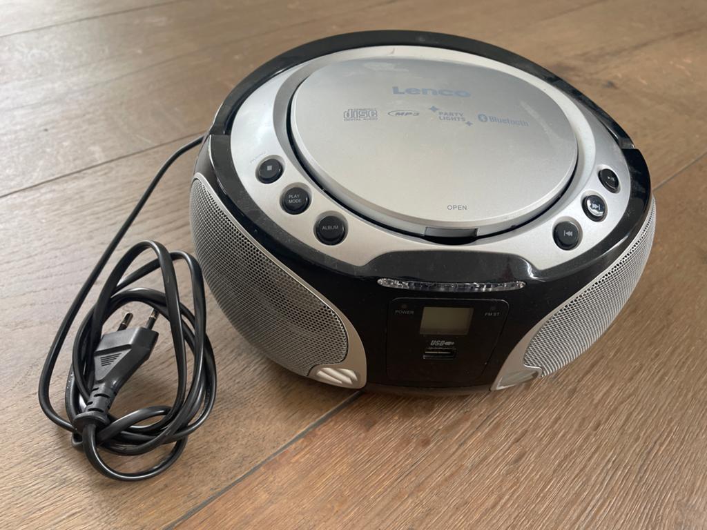 Lenco CD Speler met Bluetooth, USB en Radio, Ophalen, Zo goed als nieuw