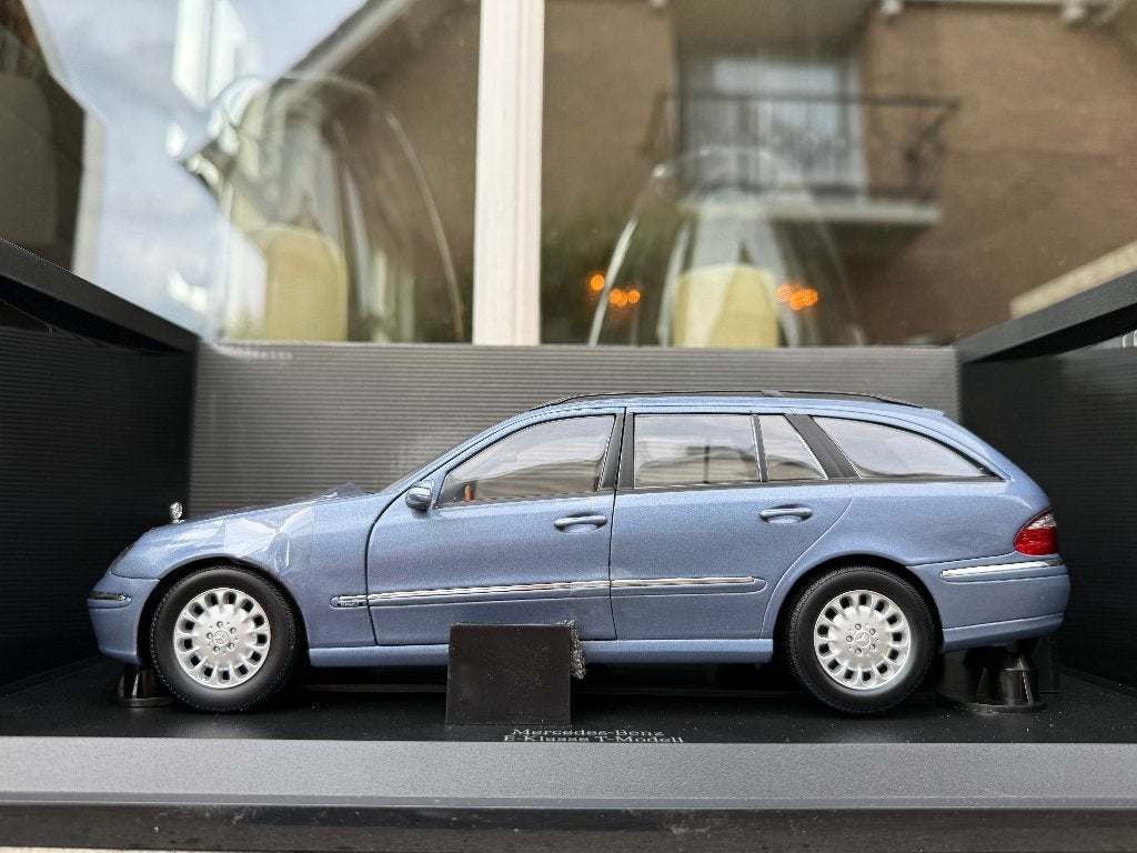 1:18 Mercedes S211 E-Klasse T-Modell blauw 2002 Kyosho, Kyosho, Auto, Nieuw, Ophalen of Verzenden