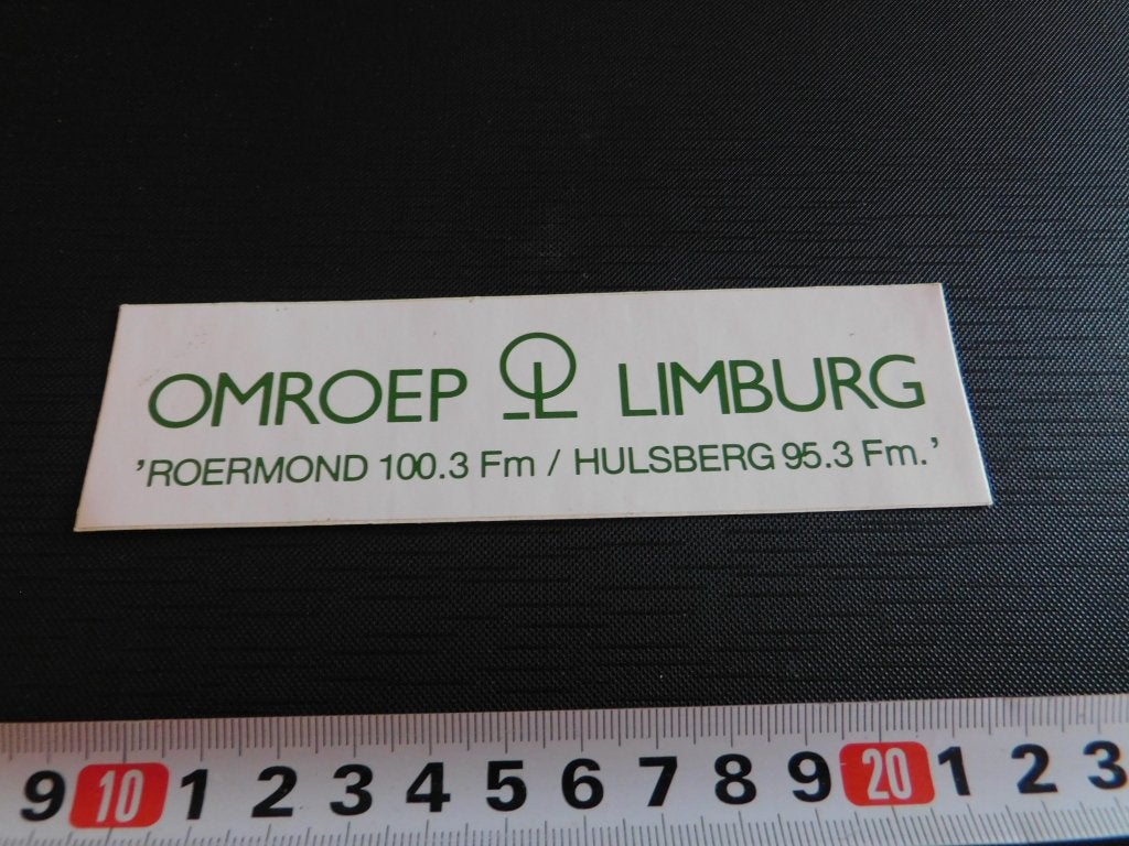 sticker Omroep Limburg Roermond Hulsberg, Verzamelen, Ophalen, Zo goed als nieuw