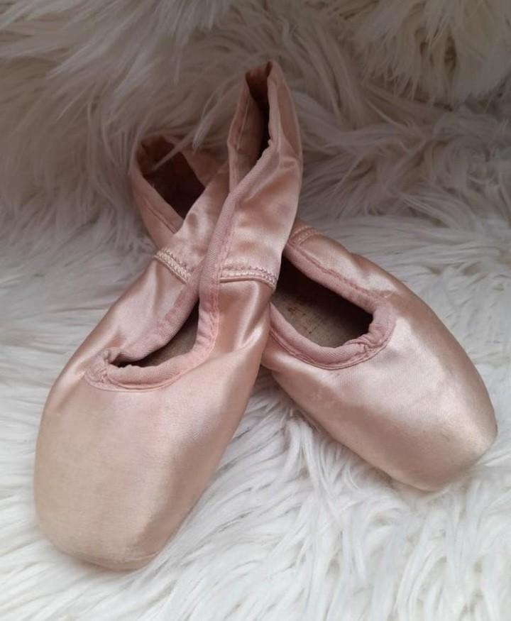 Leuke oude ballet schoentjes, Ophalen of Verzenden