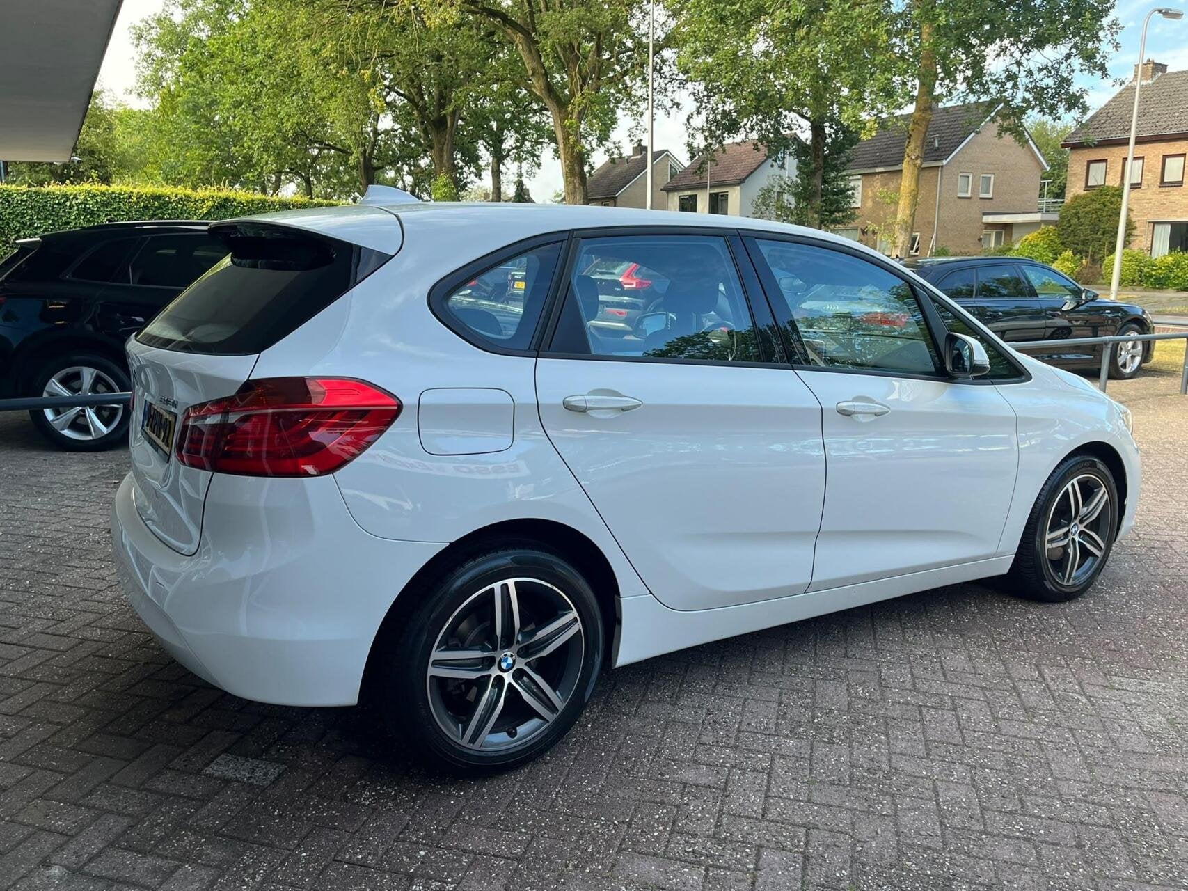 BMW 2-serie Active Tourer 218i Essential Camera, Cruise cont, Auto's, Voorwielaandrijving, 136 pk, Gebruikt, Met garantie (alle)