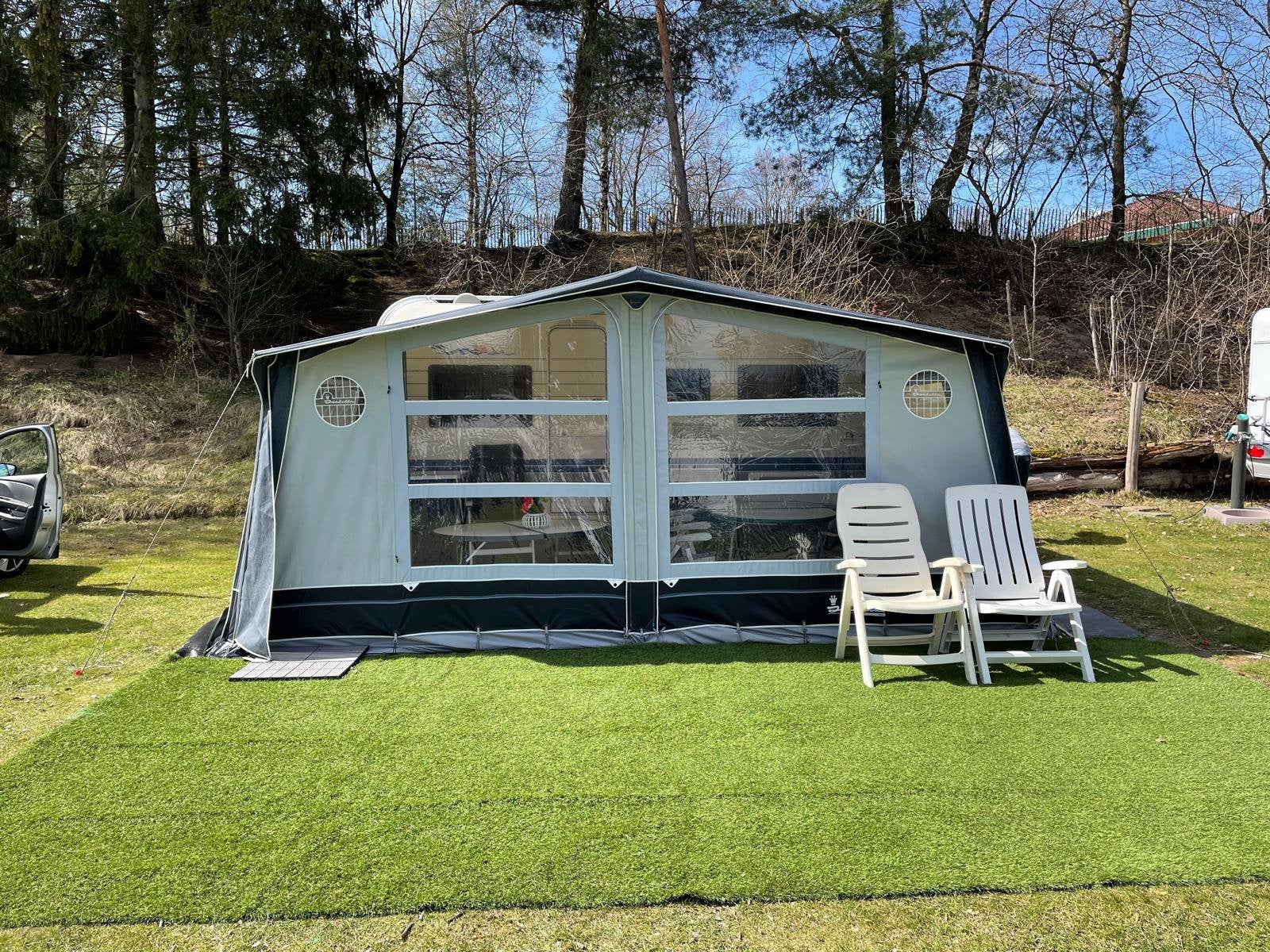 Hobby De Luxe caravan te koop – compl+ staanplaats tot 1-10, Caravans en Kamperen, Chausson, Particulier, Half-integraal, Tot en met 4