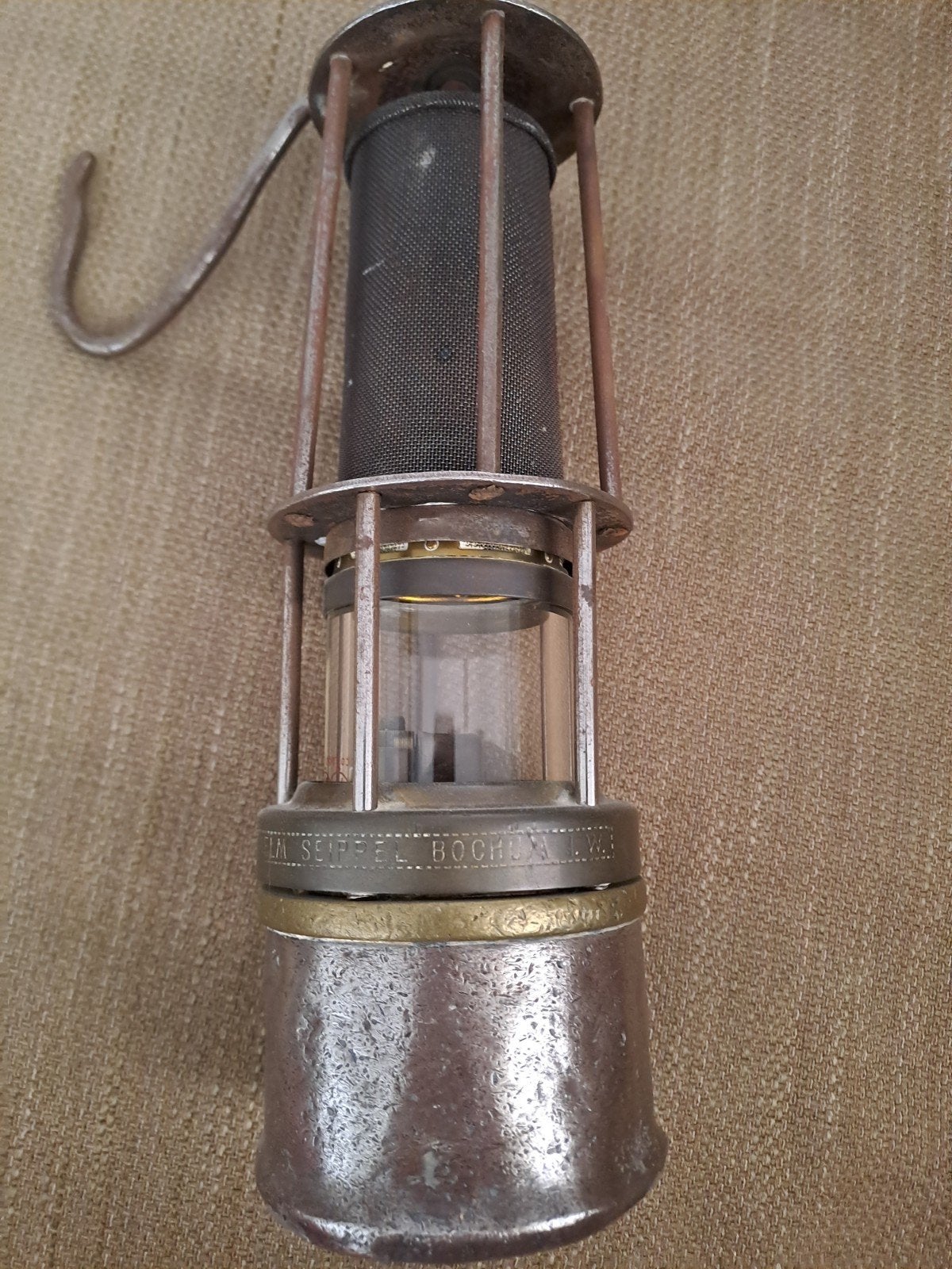 Antieke mijnlamp nr 118 - Wilhelm Seippel Bochum, Ophalen