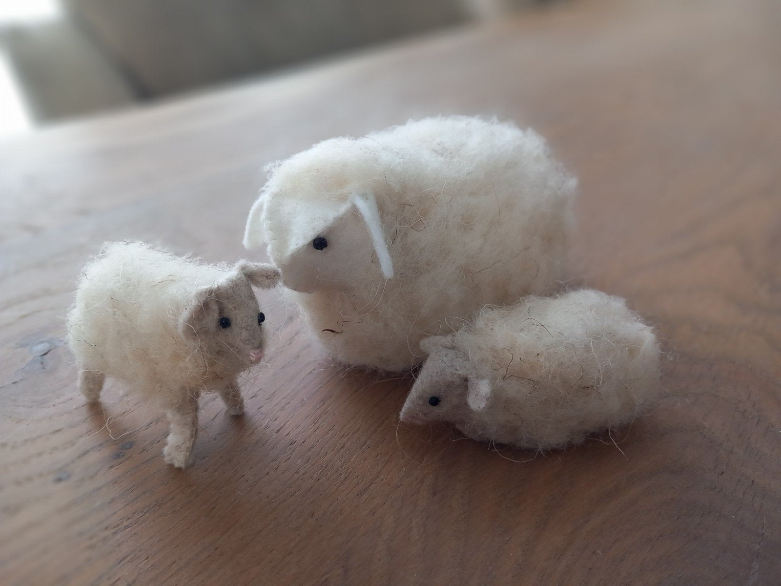 Schaap met lammetjes vilt vrijeschool seizoenstafel, Ophalen of Verzenden, Nieuw