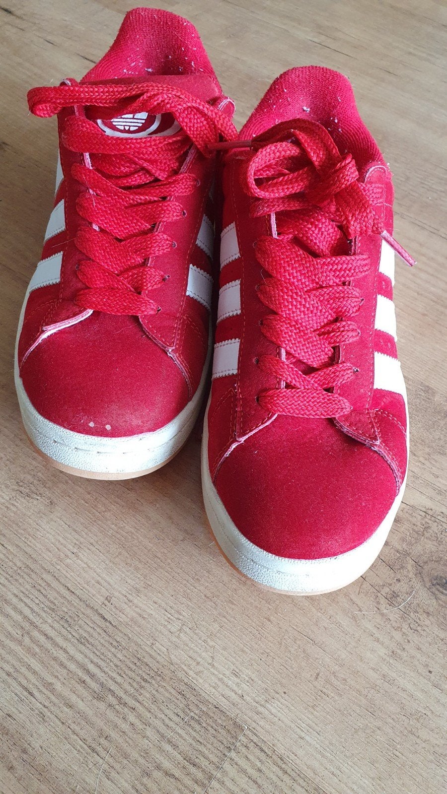 Adidas sneakers maat 38 rood .nu 30 euro, Kleding | Dames, Schoenen, Ophalen of Verzenden, Zo goed als nieuw, Rood, Sneakers of Gympen