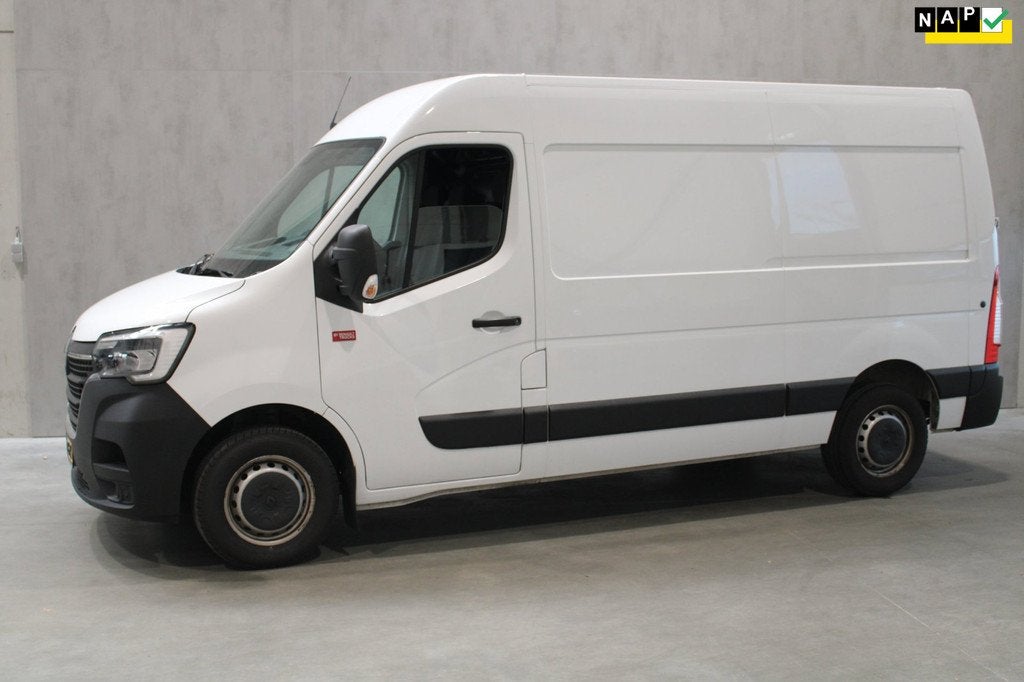 Renault Master T35 2.3 dCi 135 L2H2 Comfort Camera/Navi Zeer, Voorwielaandrijving, Gebruikt, Euro 6, 4 cilinders