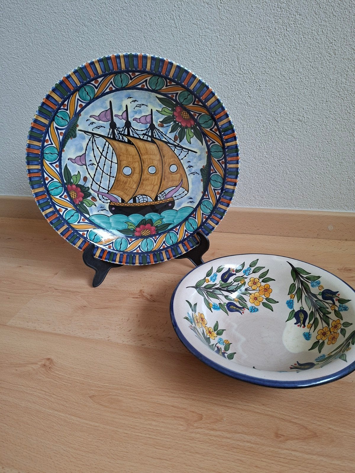 Handgeschilderd Grieks Keramiek Bord en Schaal - Mantamados, Antiek en Kunst, Ophalen of Verzenden