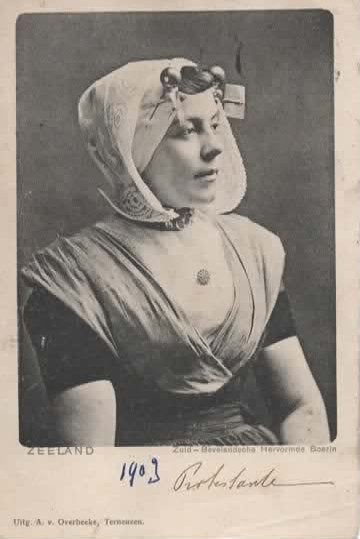 Zeeland Zuid-Beveland vrouw in klederdracht hervormde boerin, Verzenden, Voor 1920, Gelopen, Zeeland