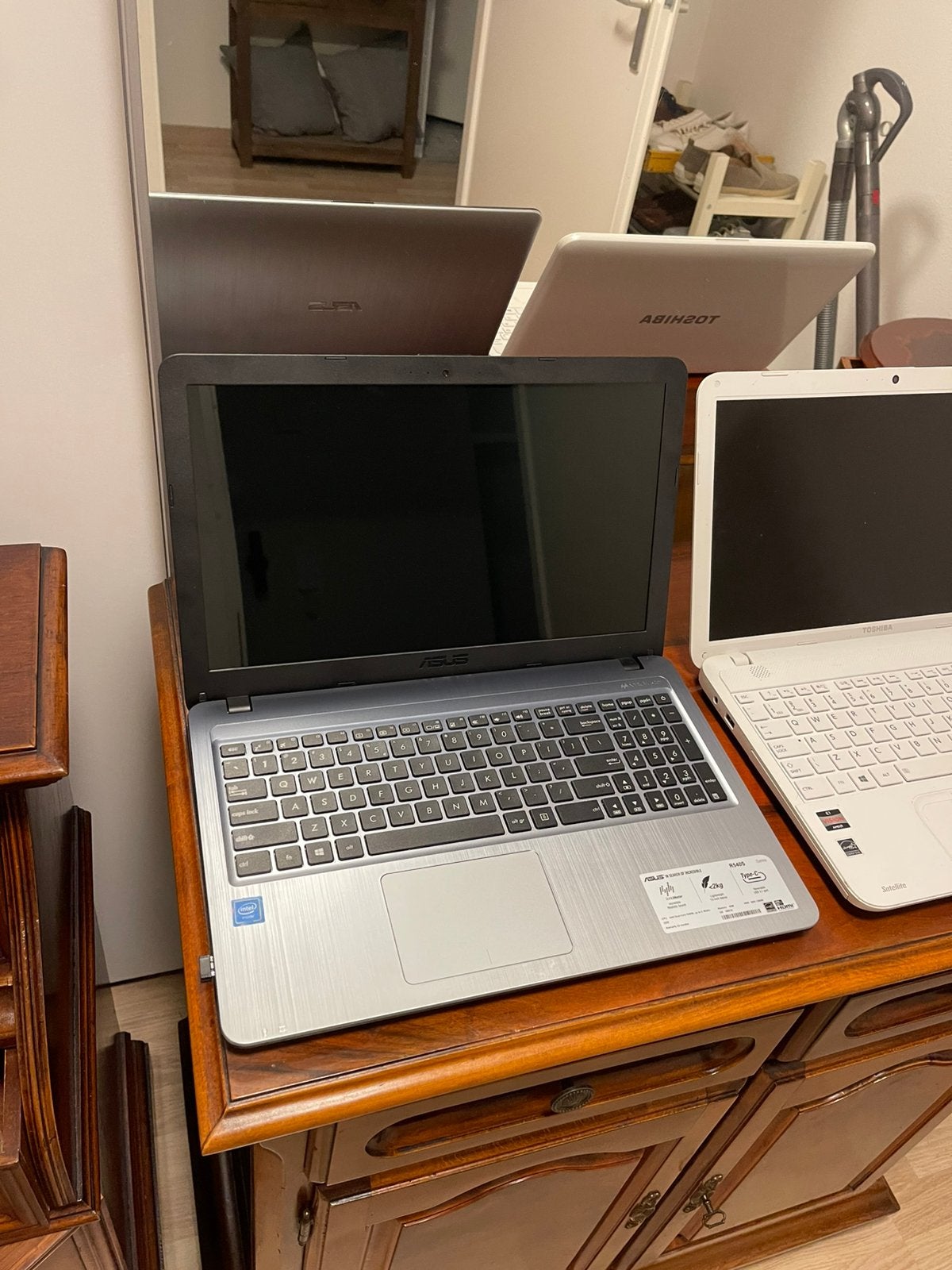 Laptop, Computers en Software, Ophalen of Verzenden, Zo goed als nieuw, 256 GB of meer, 4 GB of minder