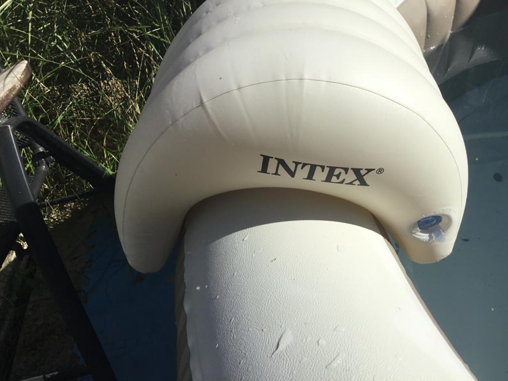 2 opblaasbare nekkussens voor de opblaasbare jacuzzi, Ophalen of Verzenden, Zo goed als nieuw, Filter, Opblaasbaar