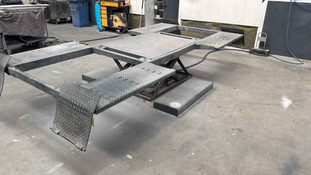 Voorbewerkingsbrug Ravaglioli 3500 kg., Ophalen, Gebruikt