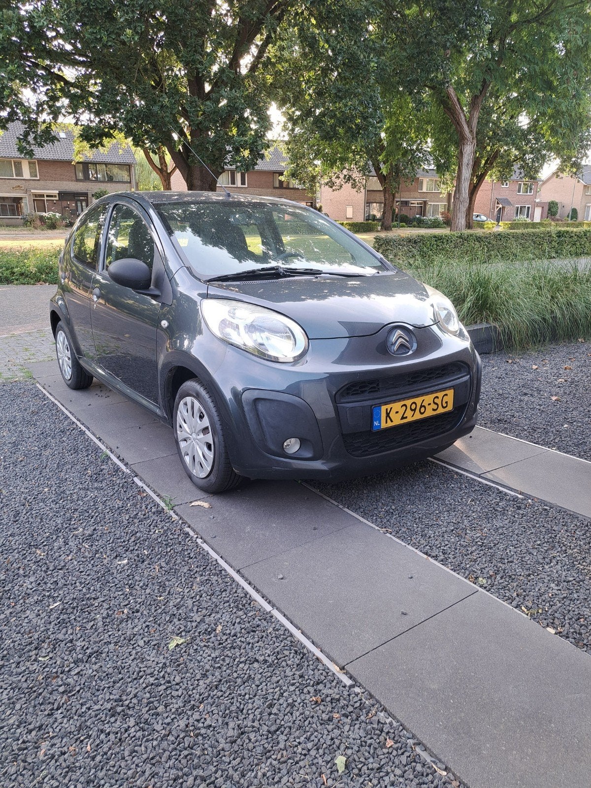 Zeer mooie Citroën C1 1.0i 2014 Grijs km.stand 133.740, Auto's, Voorwielaandrijving, 4 stoelen, C1, 806 kg