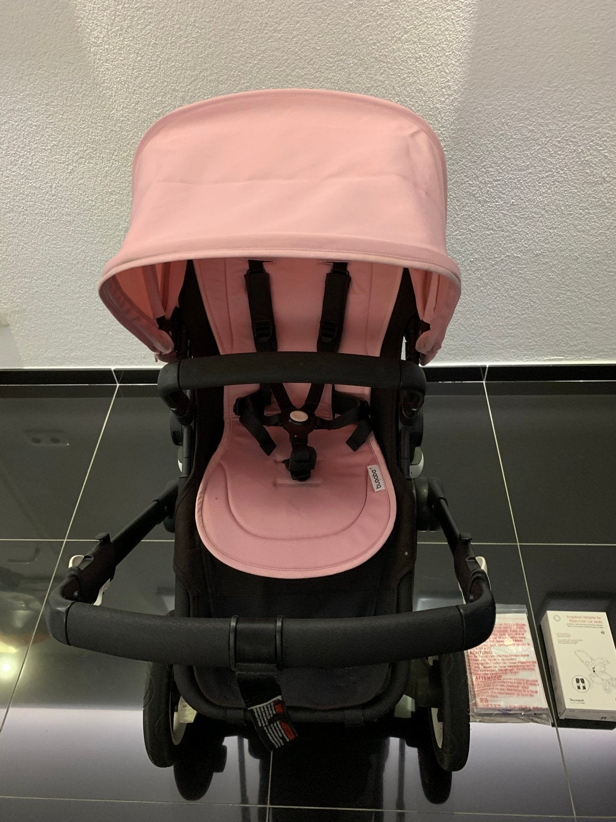 Bugaboo Buffalo kinderwagen met roze bekleding, Gebruikt, Bugaboo, Met autostoeltje, Ophalen