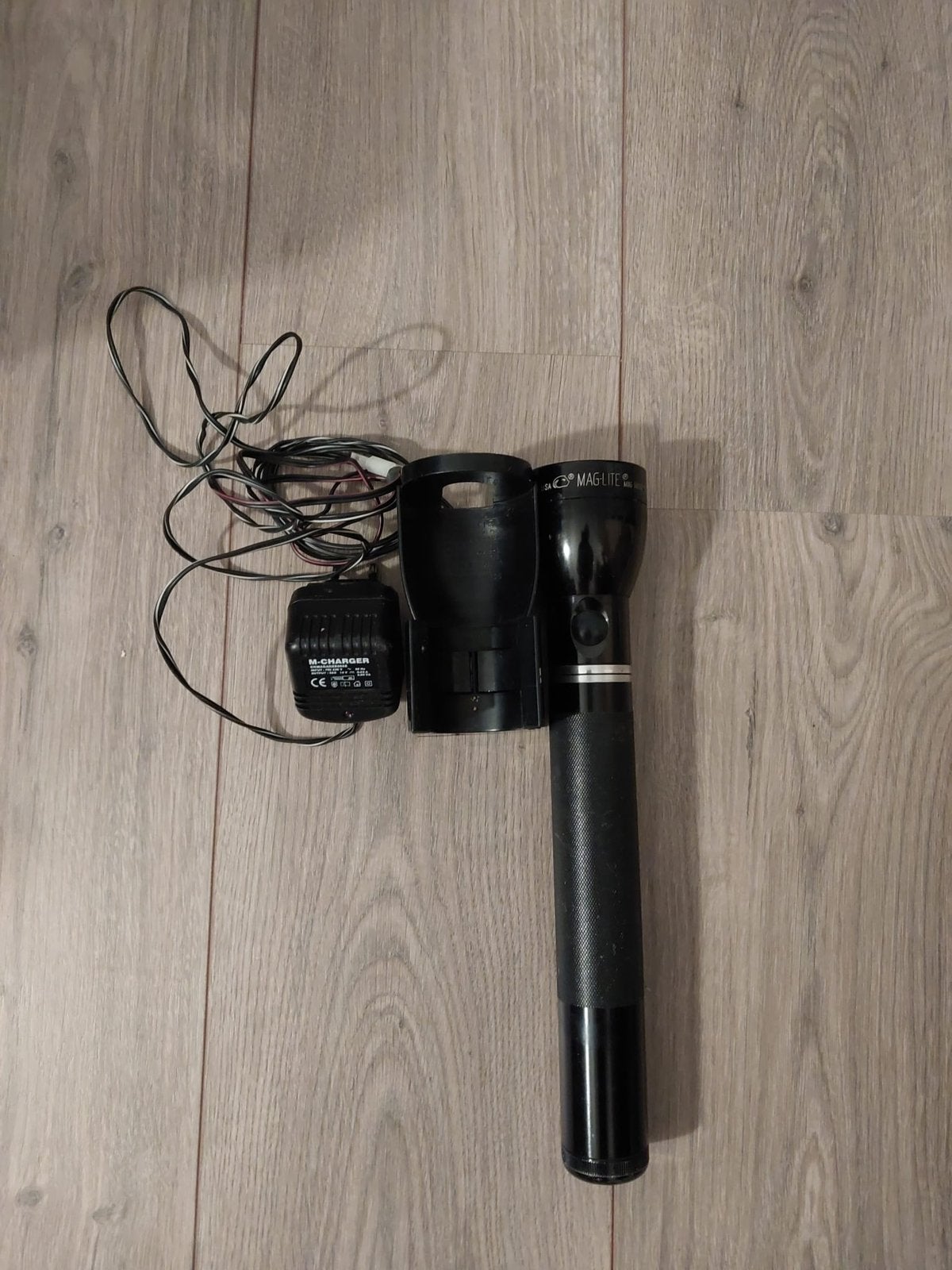 Maglite oplaadbaar, Ophalen, Zo goed als nieuw, Accu