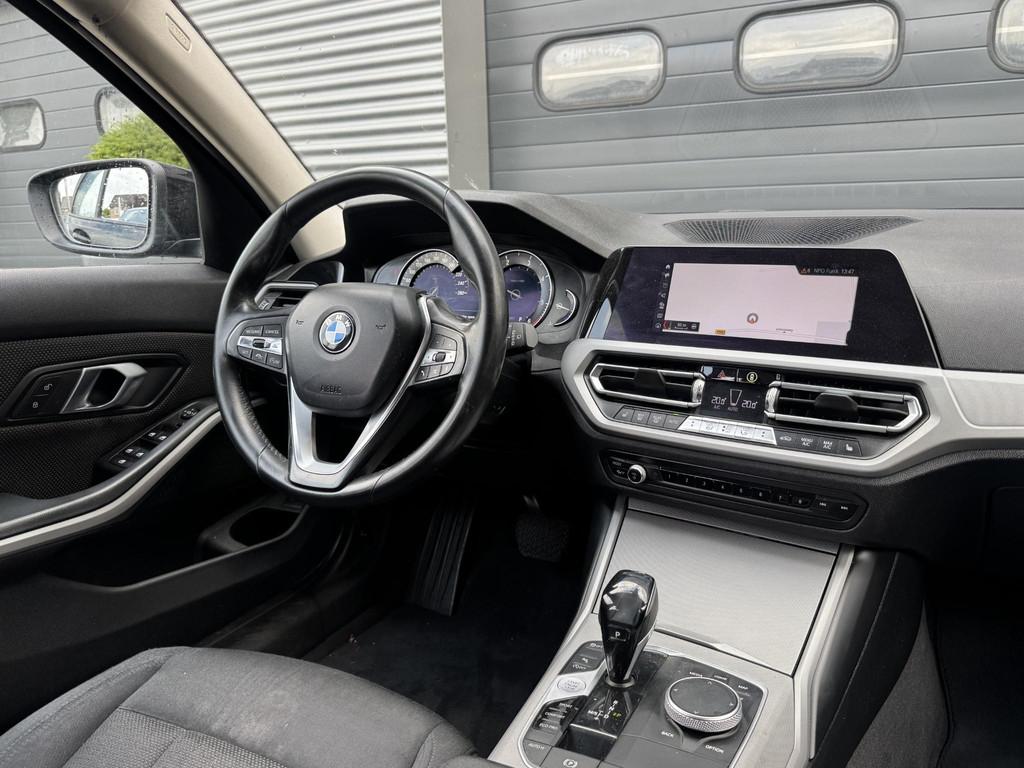 BMW 3-serie Touring 320d High Executive Edition | Navigatie, Automaat, Achterwielaandrijving, Euro 6, Automatische klimaatregeling