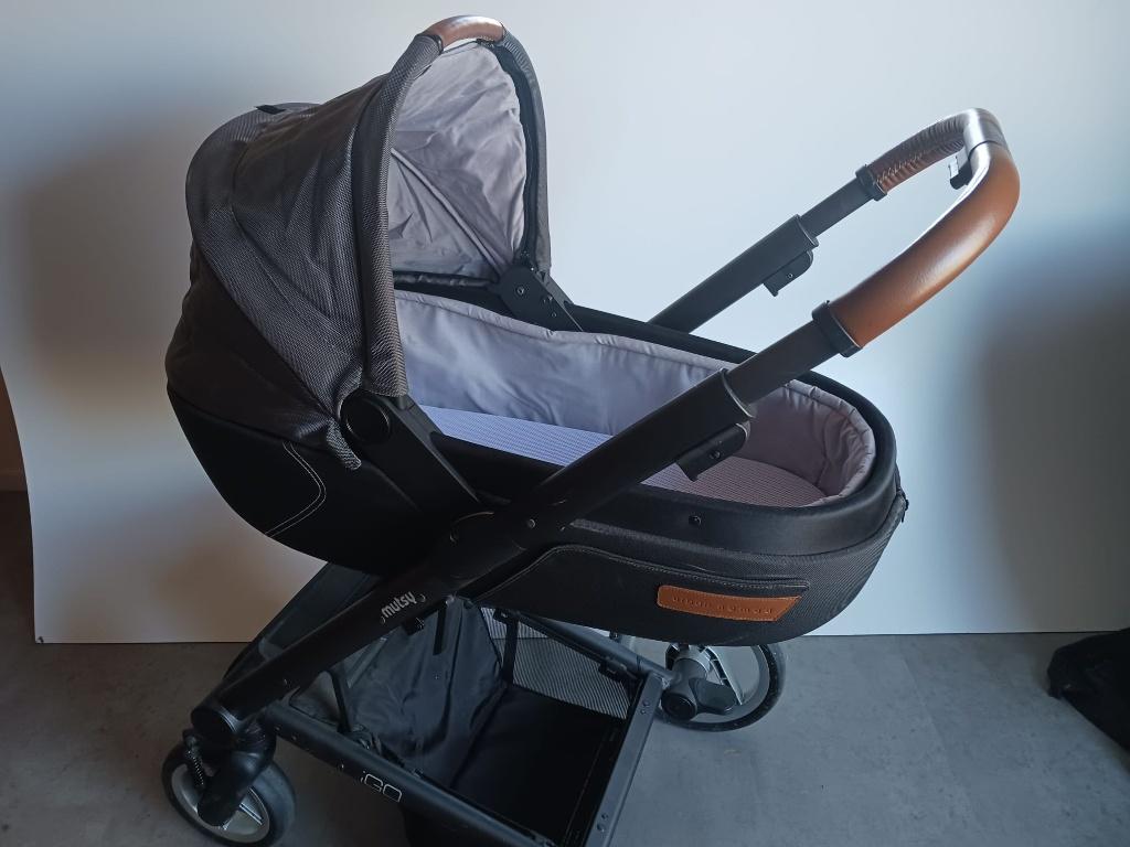 Kinderwagen Mutsy IGO 2 in 1, Ophalen, Zo goed als nieuw, Combiwagen, Mutsy
