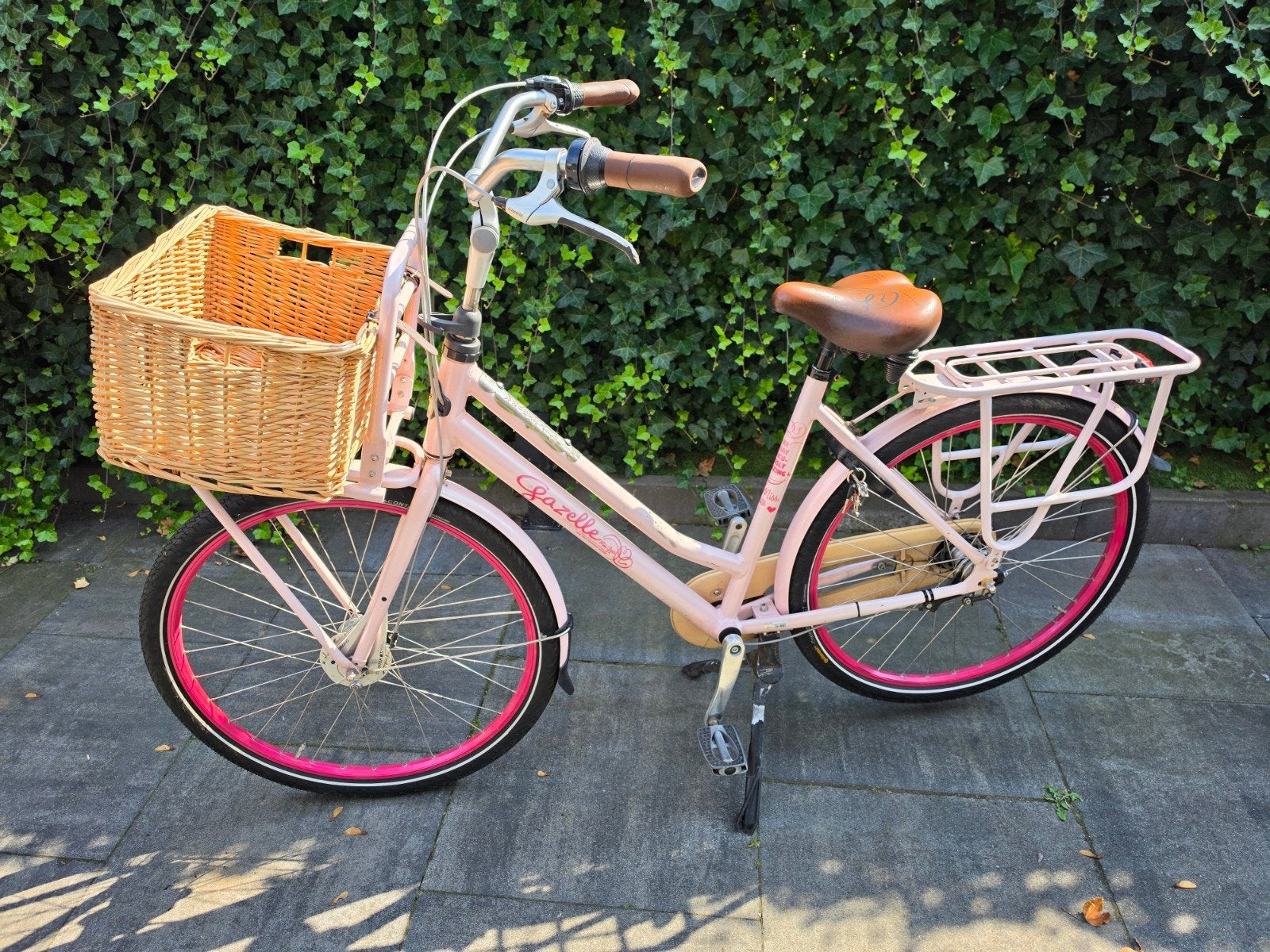 Gazelle Miss Grace Damesfiets - Roze met Mand, Versnellingen, Ophalen of Verzenden, Gazelle, Trommelrem
