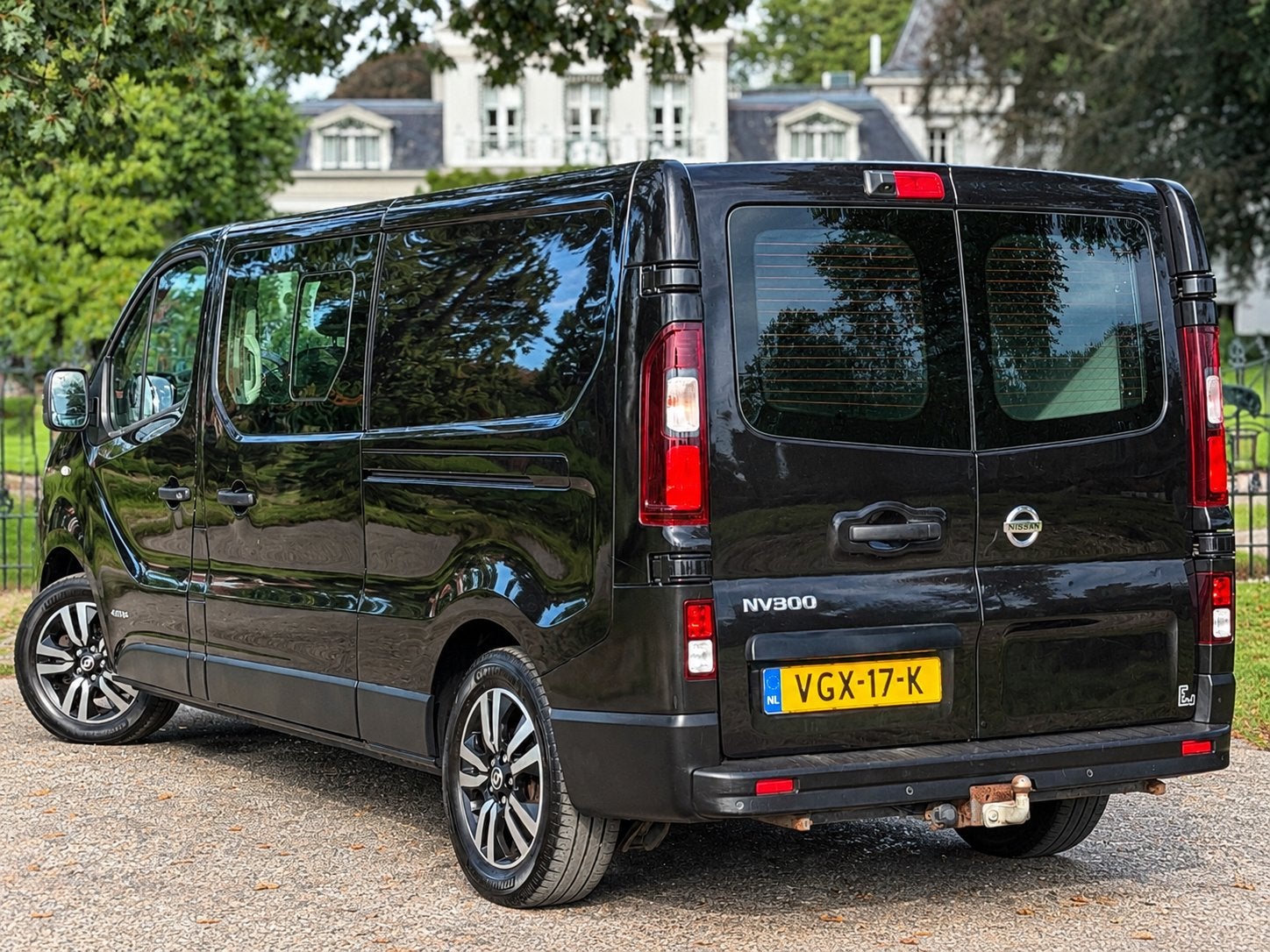 Nissan Nv300 DC 2.0dCi 145pk Automaat L2h1 2020 Zwart Luxe, 145 pk, Stof, 4 cilinders, 1926 kg