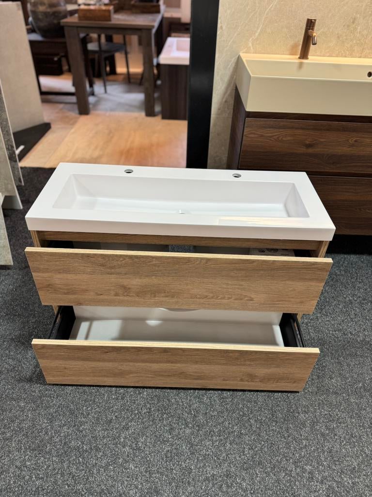 Badmeubel 100 cm Brauer slechts 39cm diep! van €1149 nu €550, Huis en Inrichting, Badkamer | Badkamermeubels, Nieuw, Minder dan 100 cm