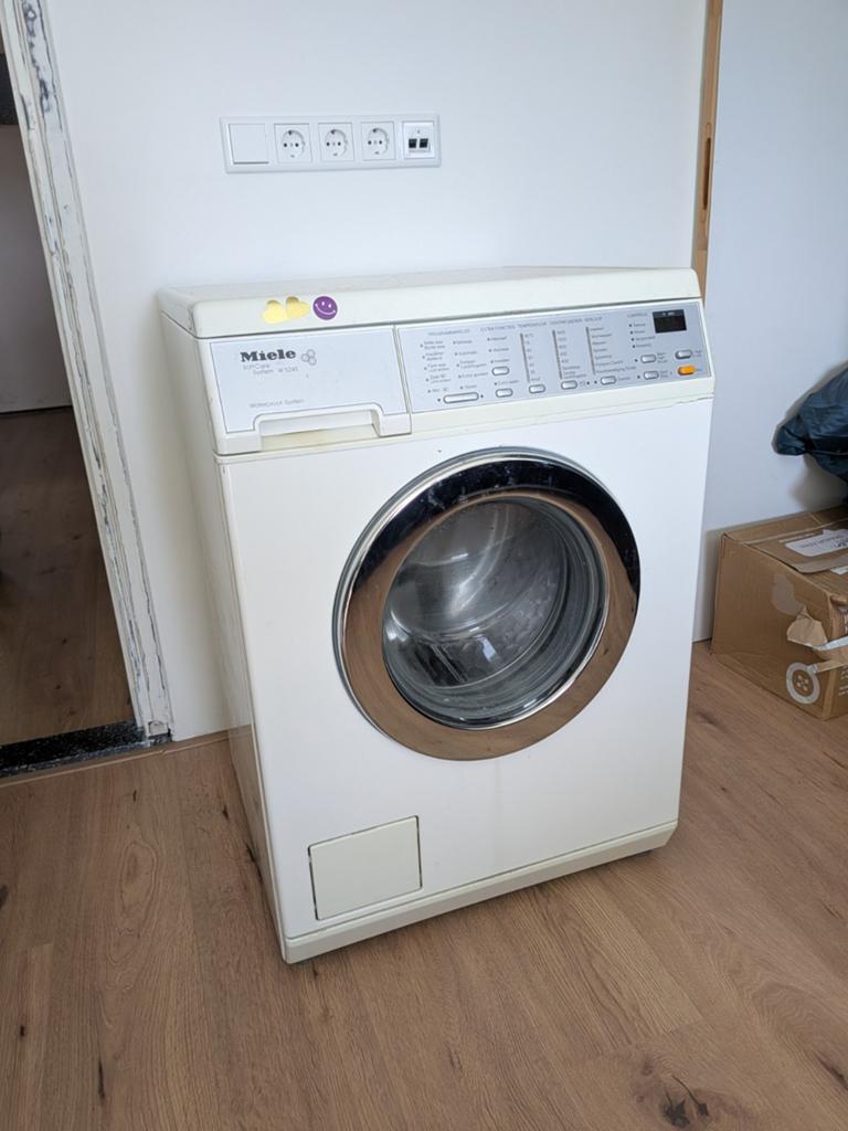 Miele W5245 Wasmachine - Gebruikt, Witgoed en Apparatuur, Wasmachines, Ophalen, Gebruikt, Voorlader, 85 tot 90 cm
